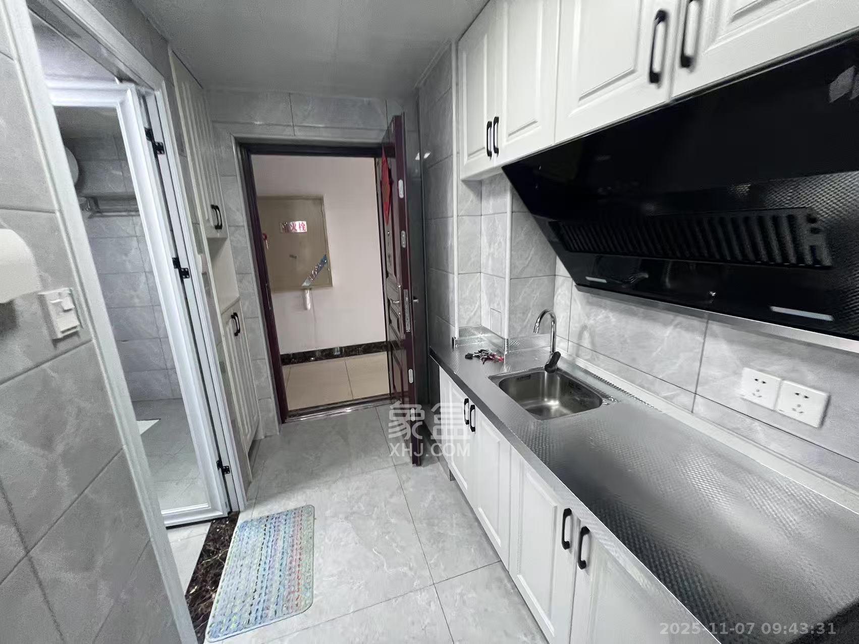 中建悦和城  1室1厅1卫    1400.0元/月室内图