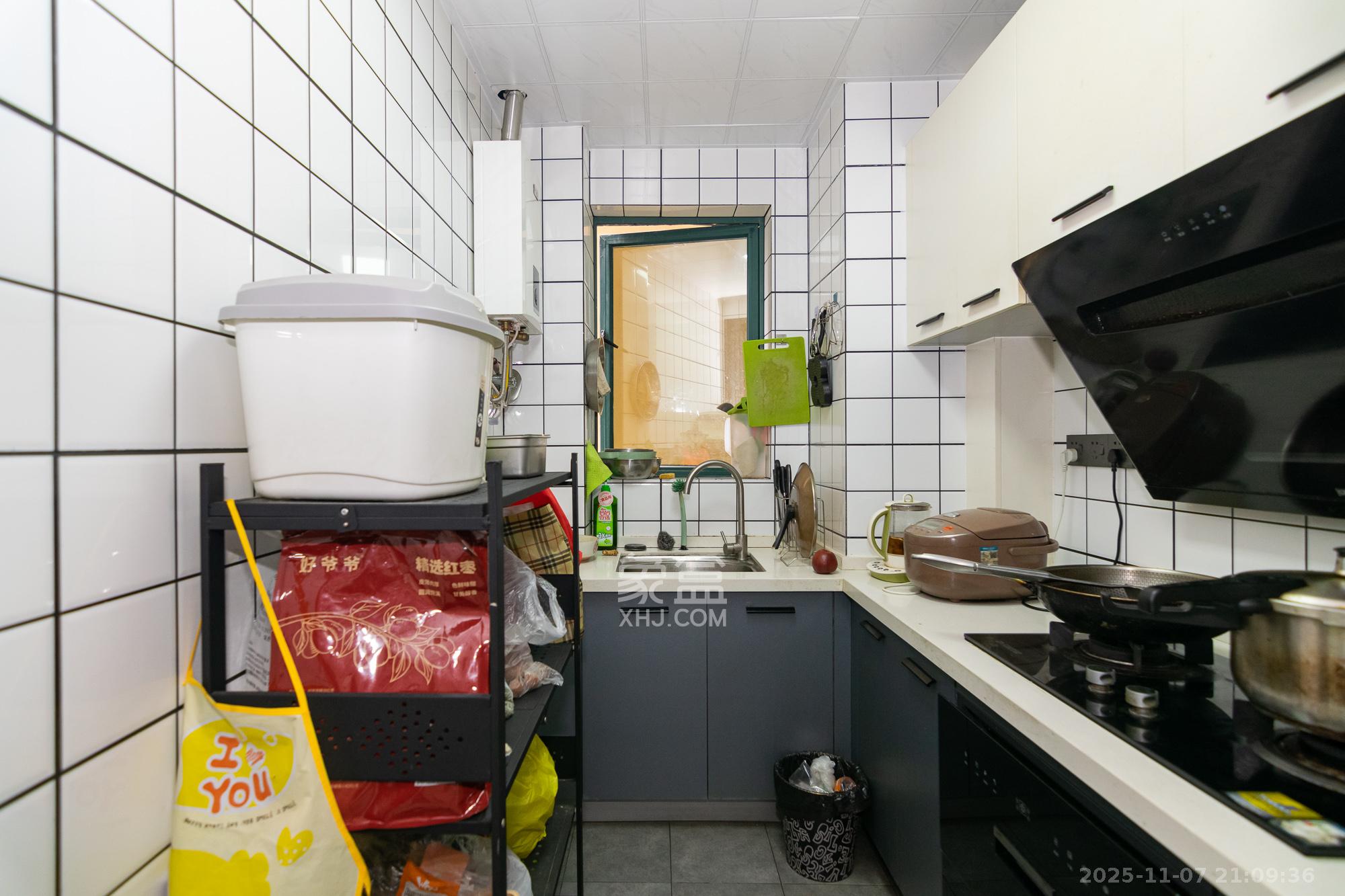 富基世纪公园 3室2厅1卫 60.0万 富基世纪公园 3室2厅1卫 60.0万厨房