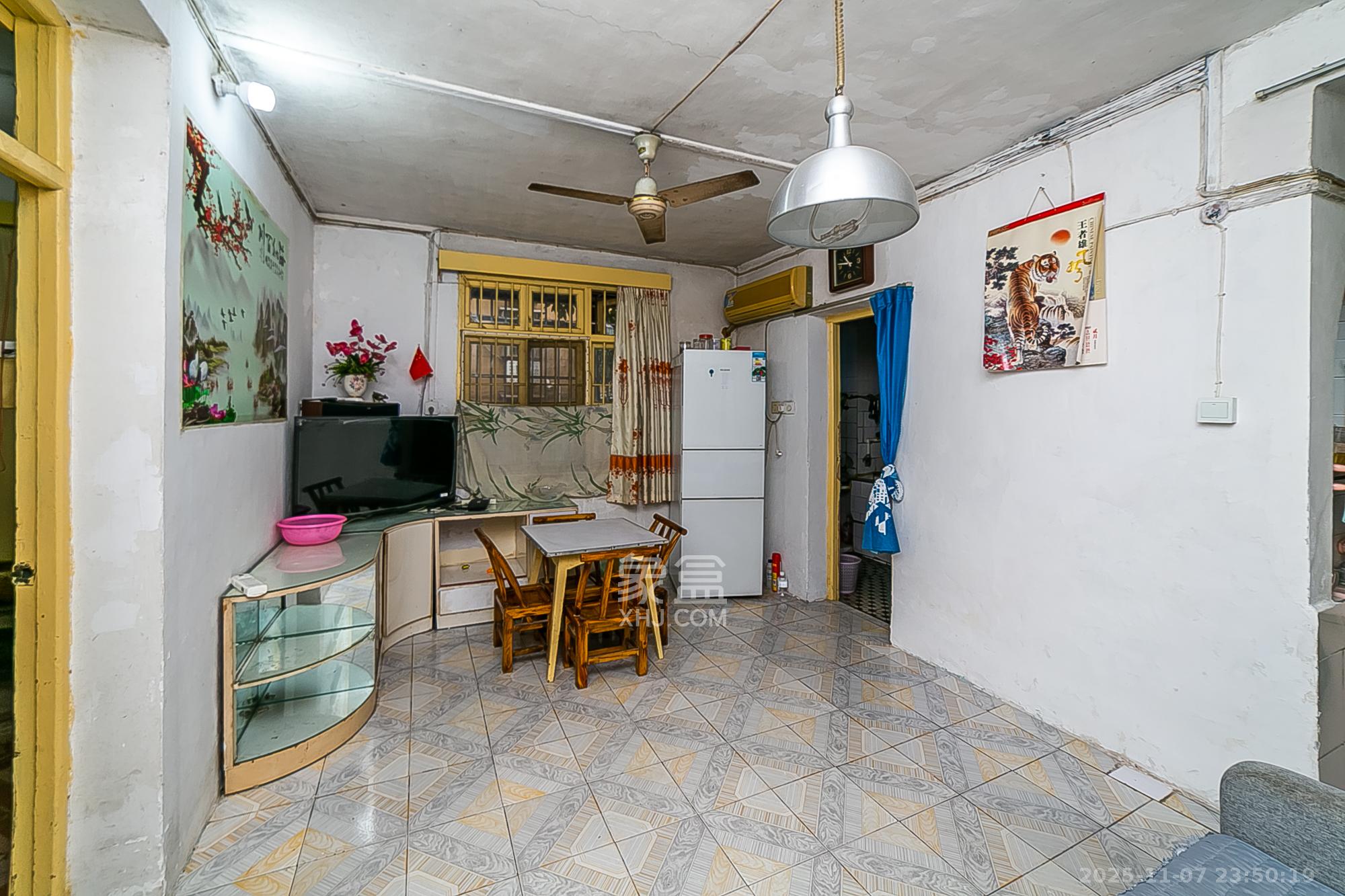 长沙市第二汽修制厂宿舍 2室1厅1卫 46.0万 长沙市第二汽修制厂宿舍 2室1厅1卫 46.0万客厅