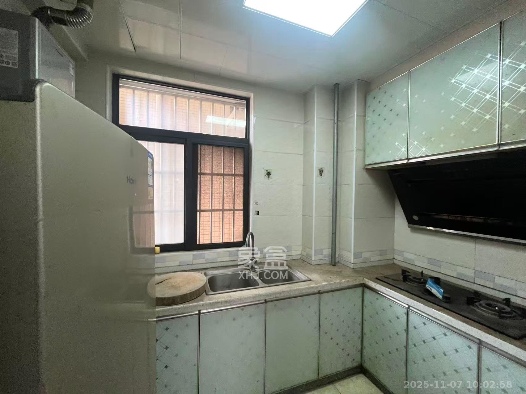 景塘家园  3室2厅1卫    2200.0元/月室内图