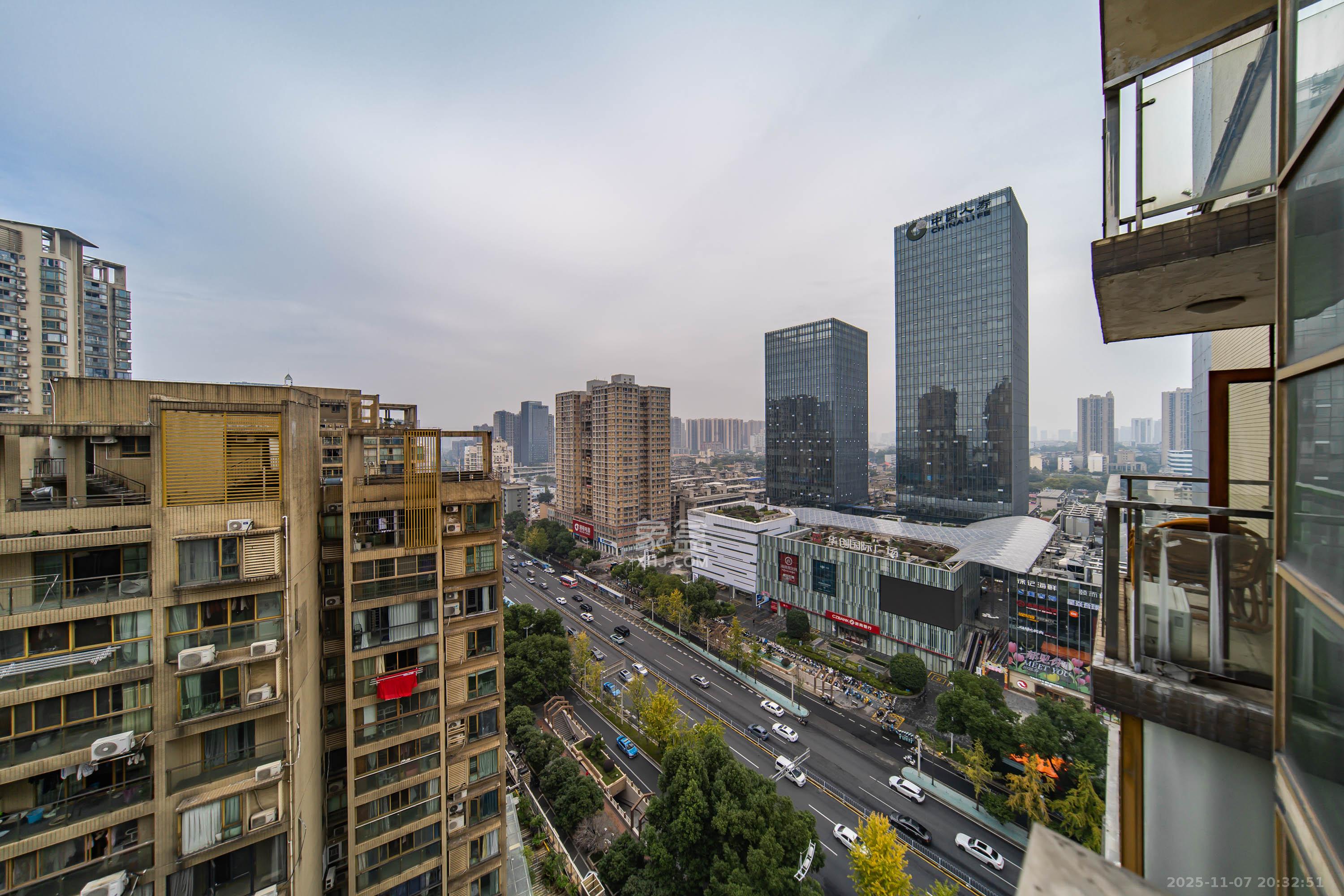 天健芙蓉盛世一期  2室1厅1卫    87.27万其他