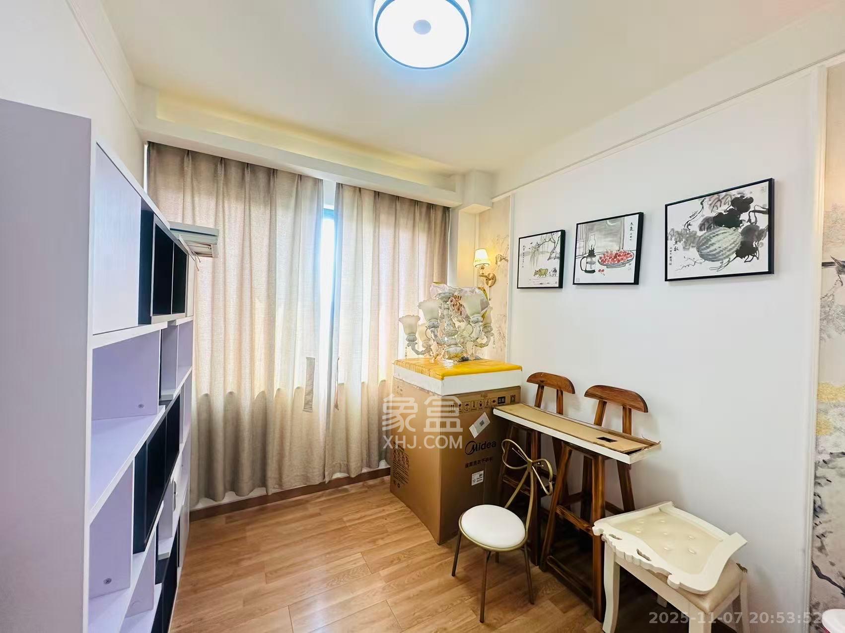 凯特梅溪紫郡  4室2厅2卫    2800.0元/月室内图