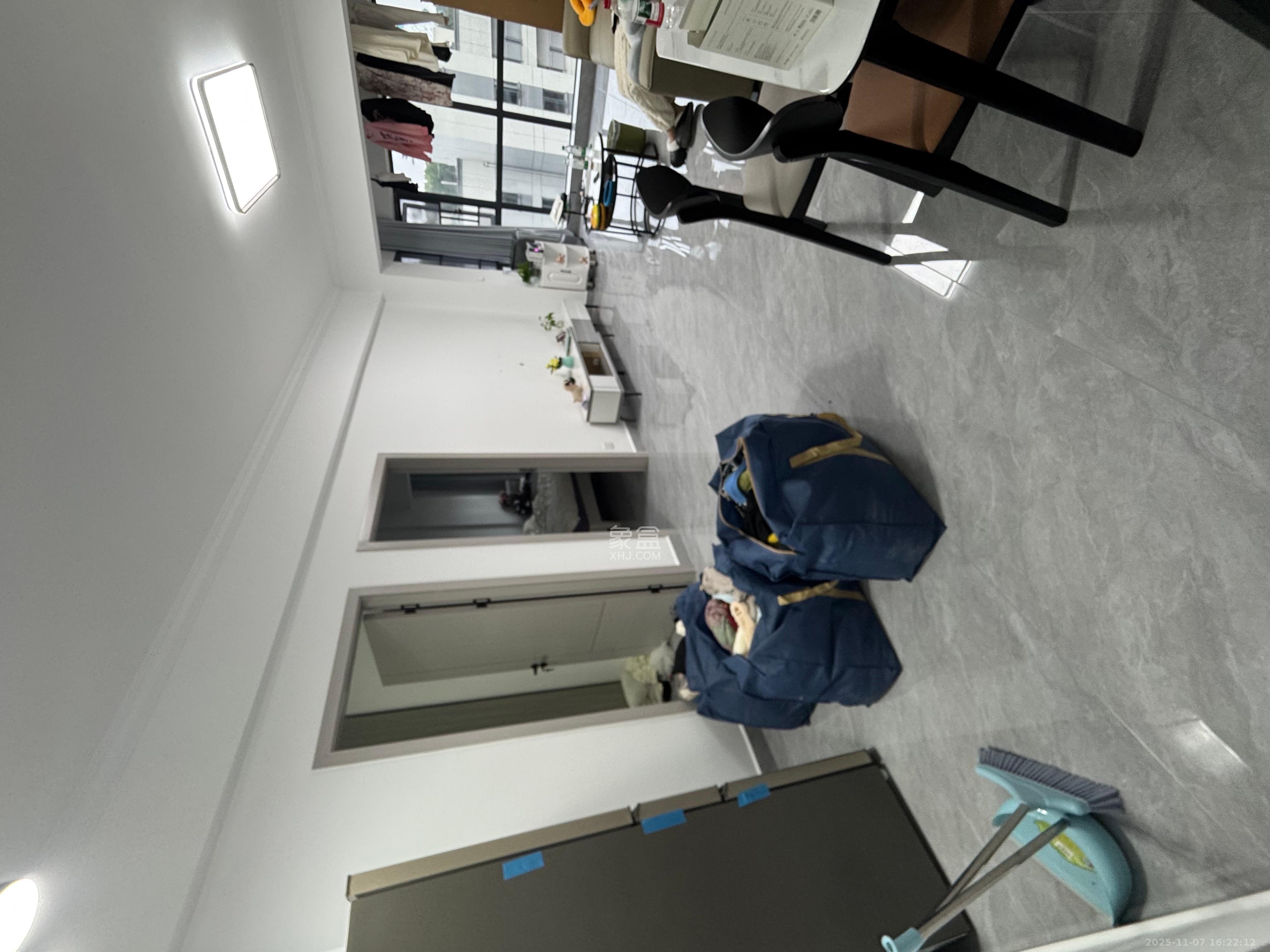 湖湘时代名邸公园壹号  1室0厅0卫    2200.0元/月室内图