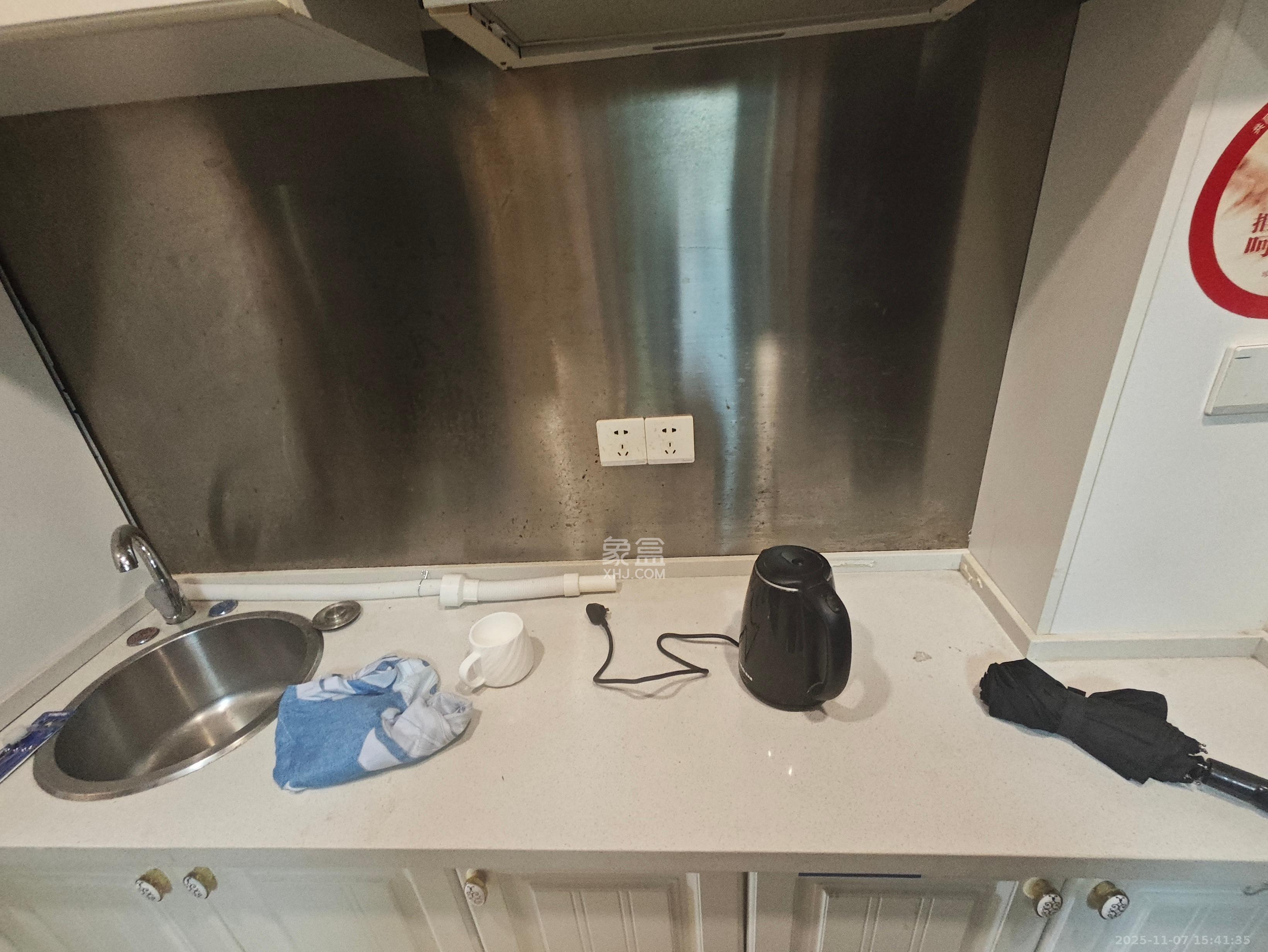 金科时代中心 1室1厅1卫 1000.0元/月 金科时代中心 1室1厅1卫 1000.0元/月室内图