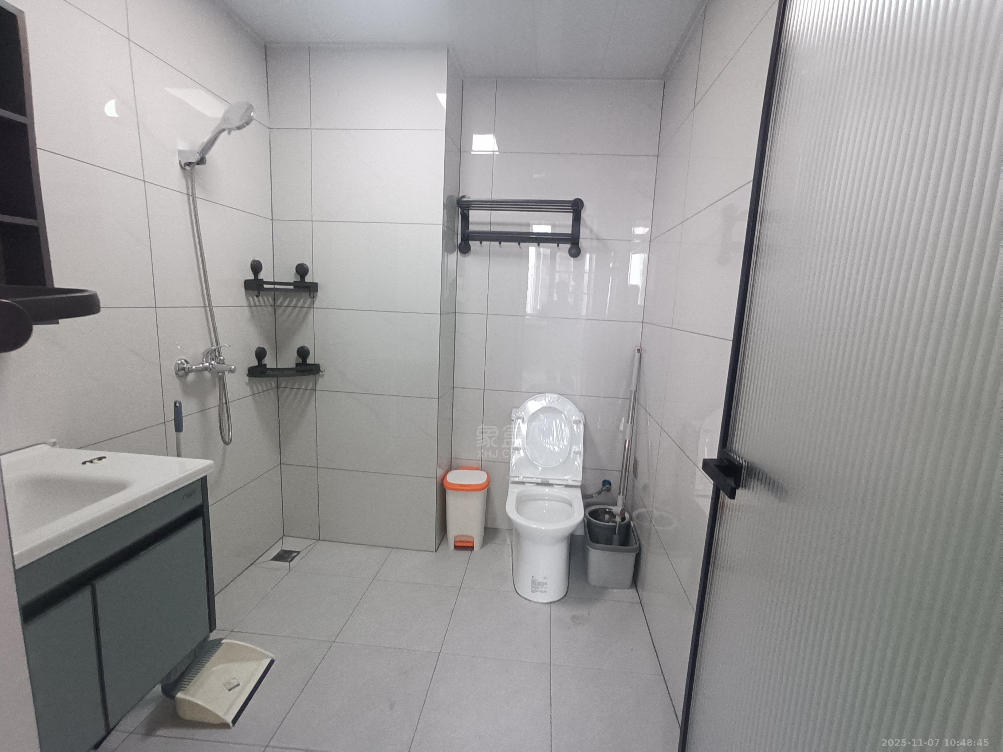 株洲恒大悦珑台 1室1厅1卫 1500.0元/月 株洲恒大悦珑台 1室1厅1卫 1500.0元/月室内图