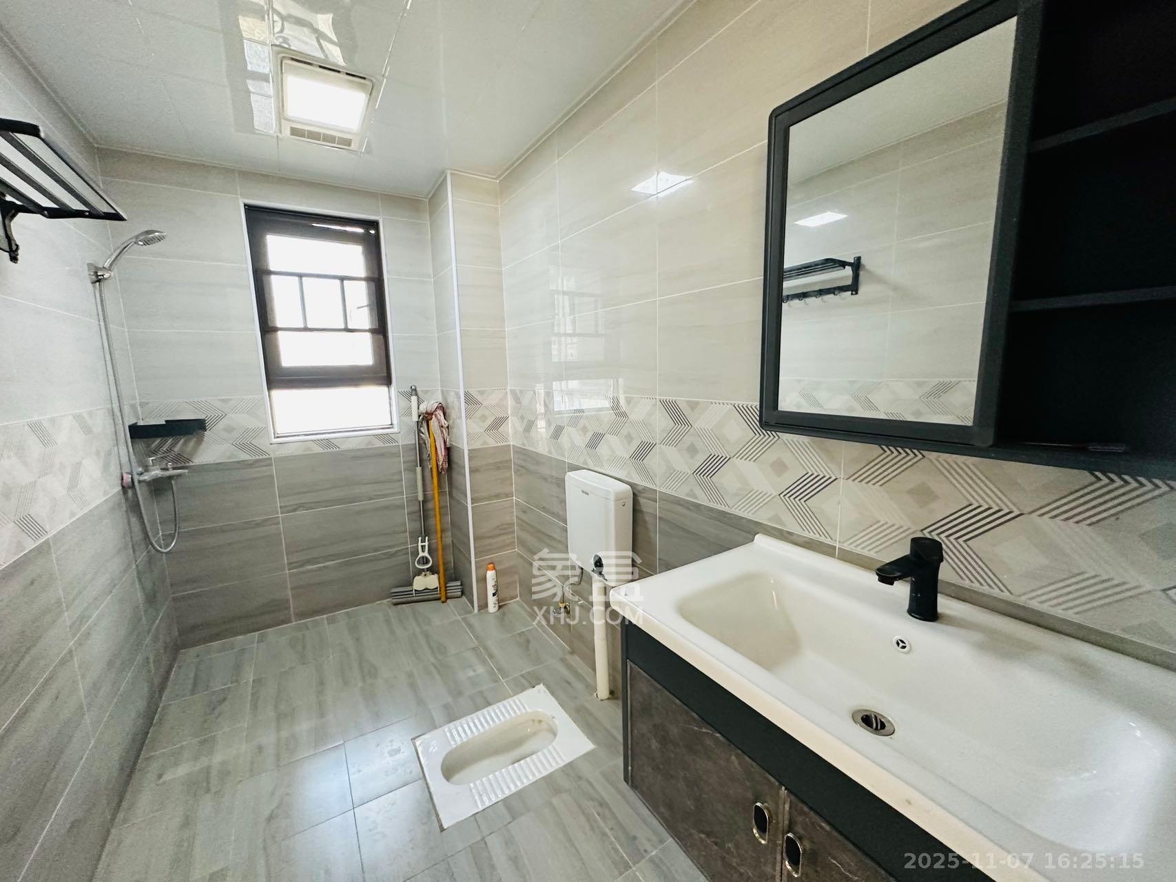 佳兆业云顶梅溪湖（佳兆业梅溪荟）  4室2厅2卫    3500.0元/月室内图