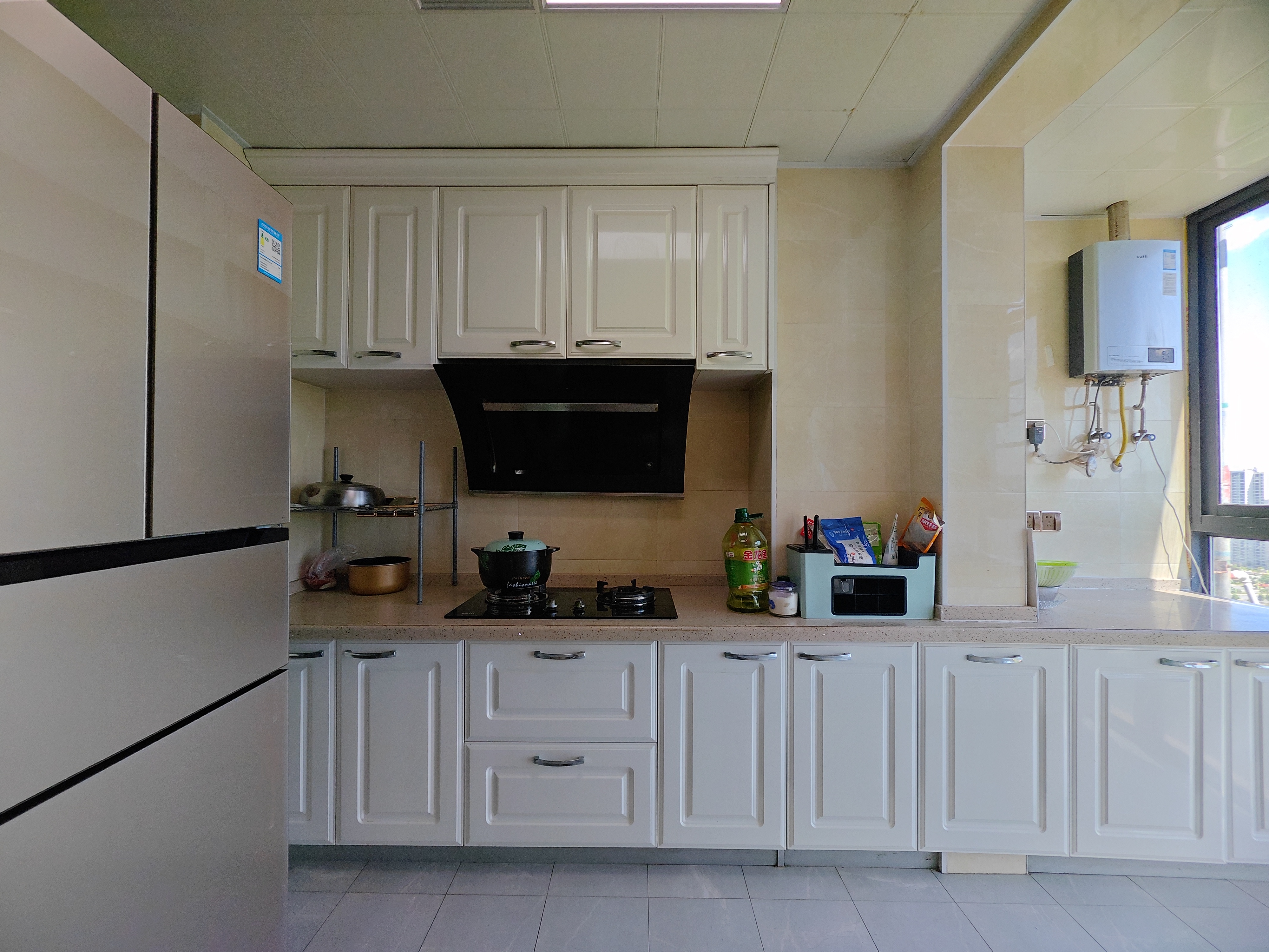 长湖峰境 4室2厅2卫 2800.0元/月 长湖峰境 4室2厅2卫 2800.0元/月室内图