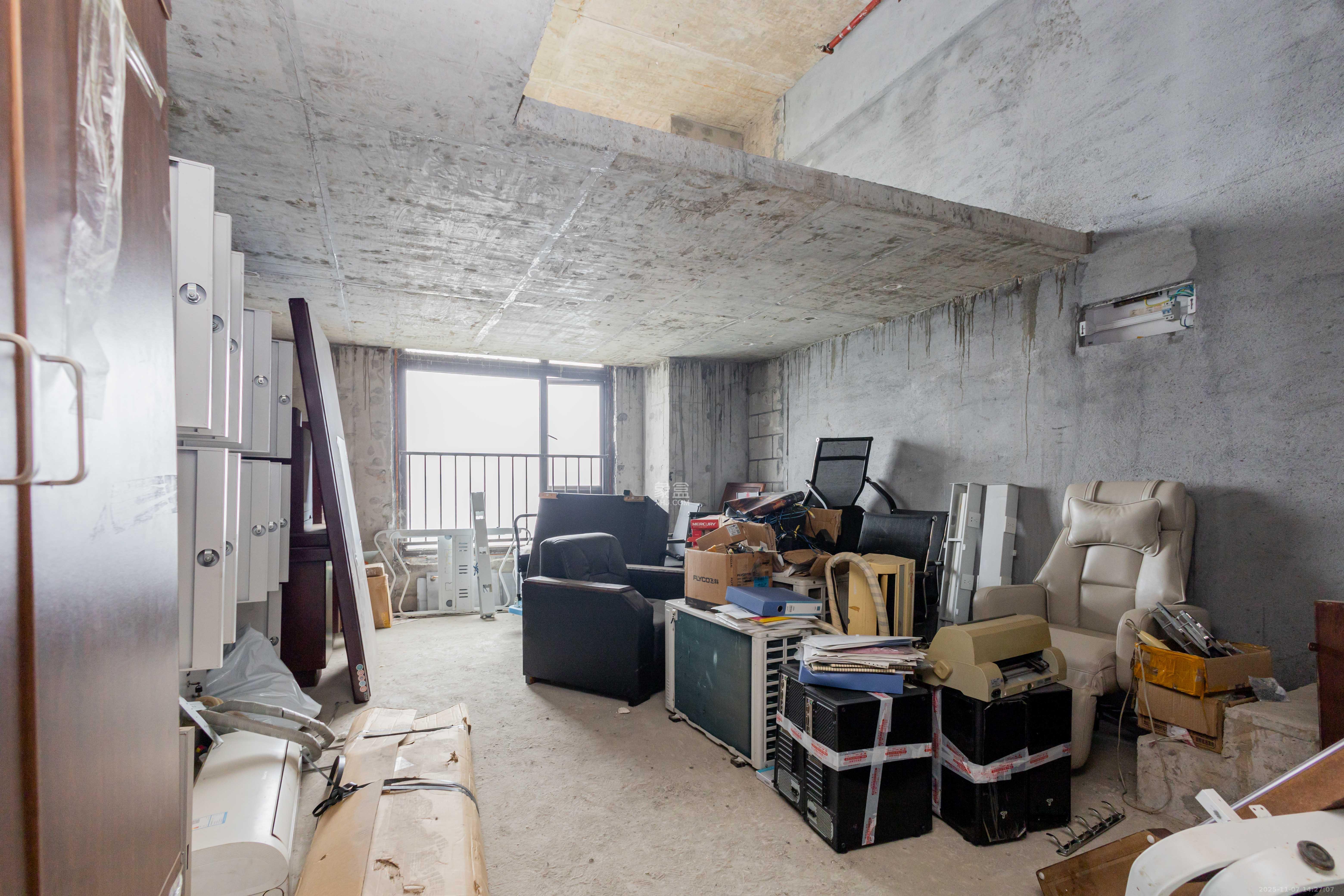 雅居乐新地 2室1厅1卫 26.0万 雅居乐新地 2室1厅1卫 26.0万客厅