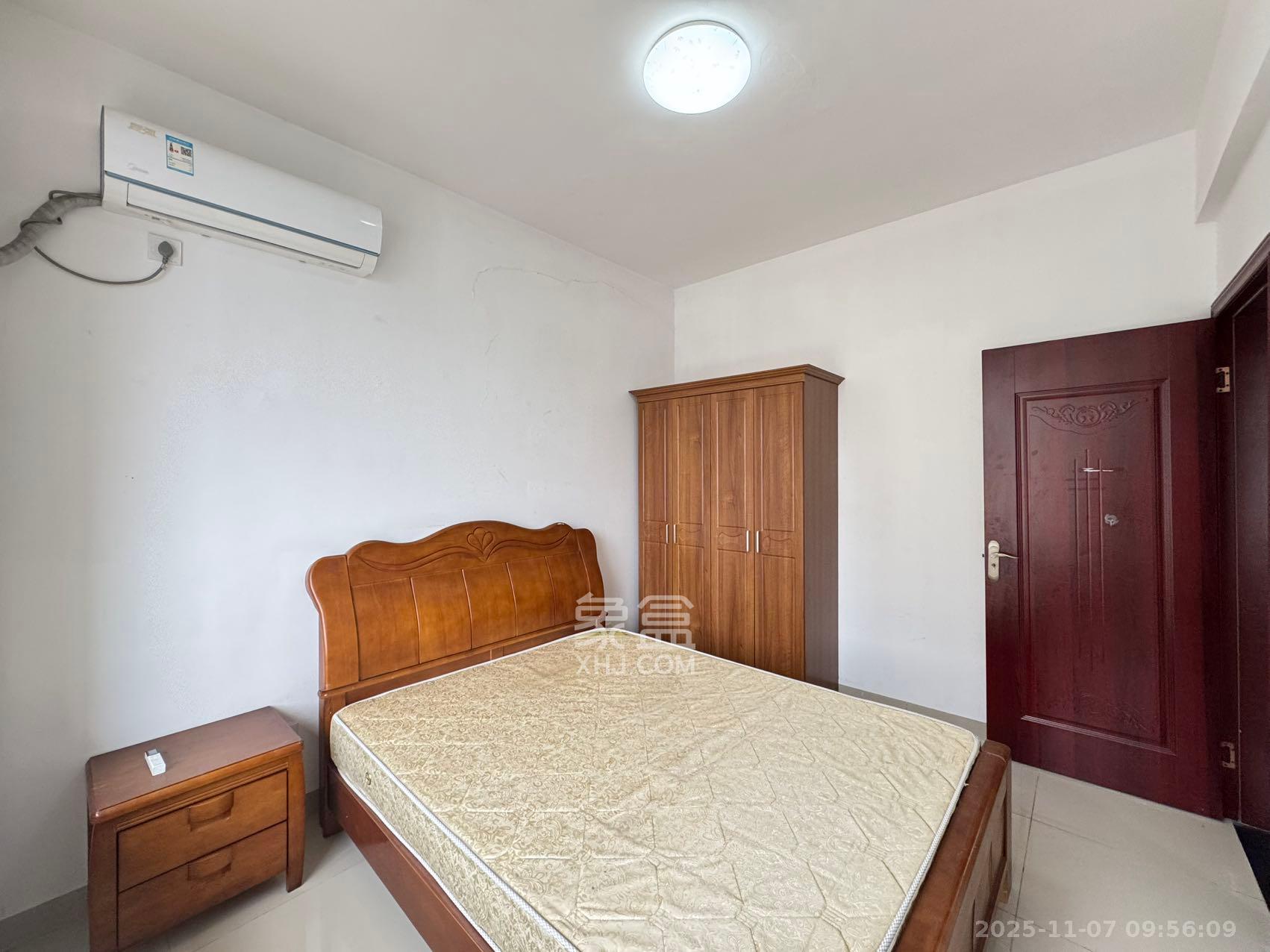 金鼎公园尚  2室2厅1卫    2000.0元/月室内图