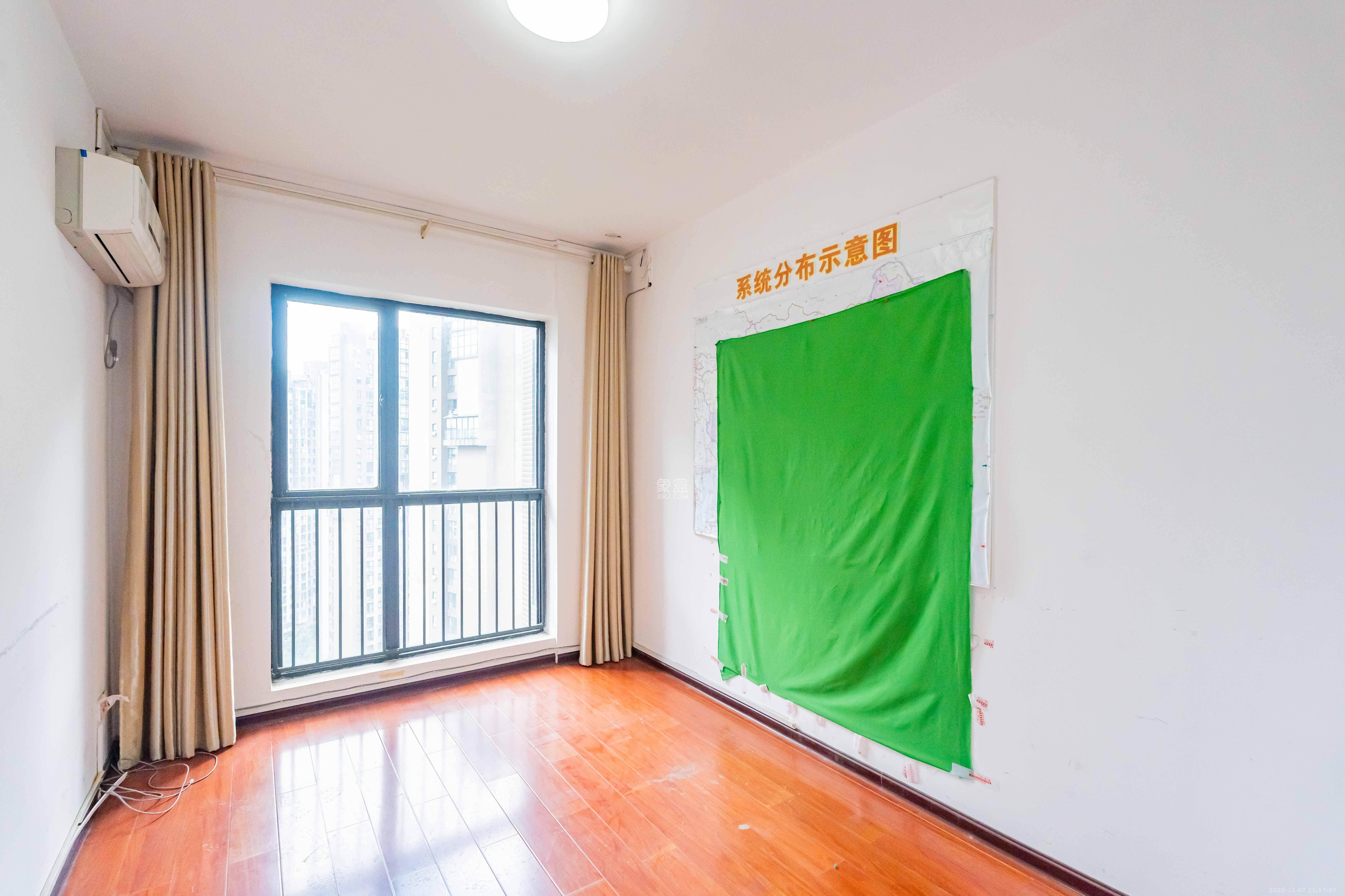 金土地第一湾 3室2厅2卫 2500.0元/月 金土地第一湾 3室2厅2卫 2500.0元/月室内图