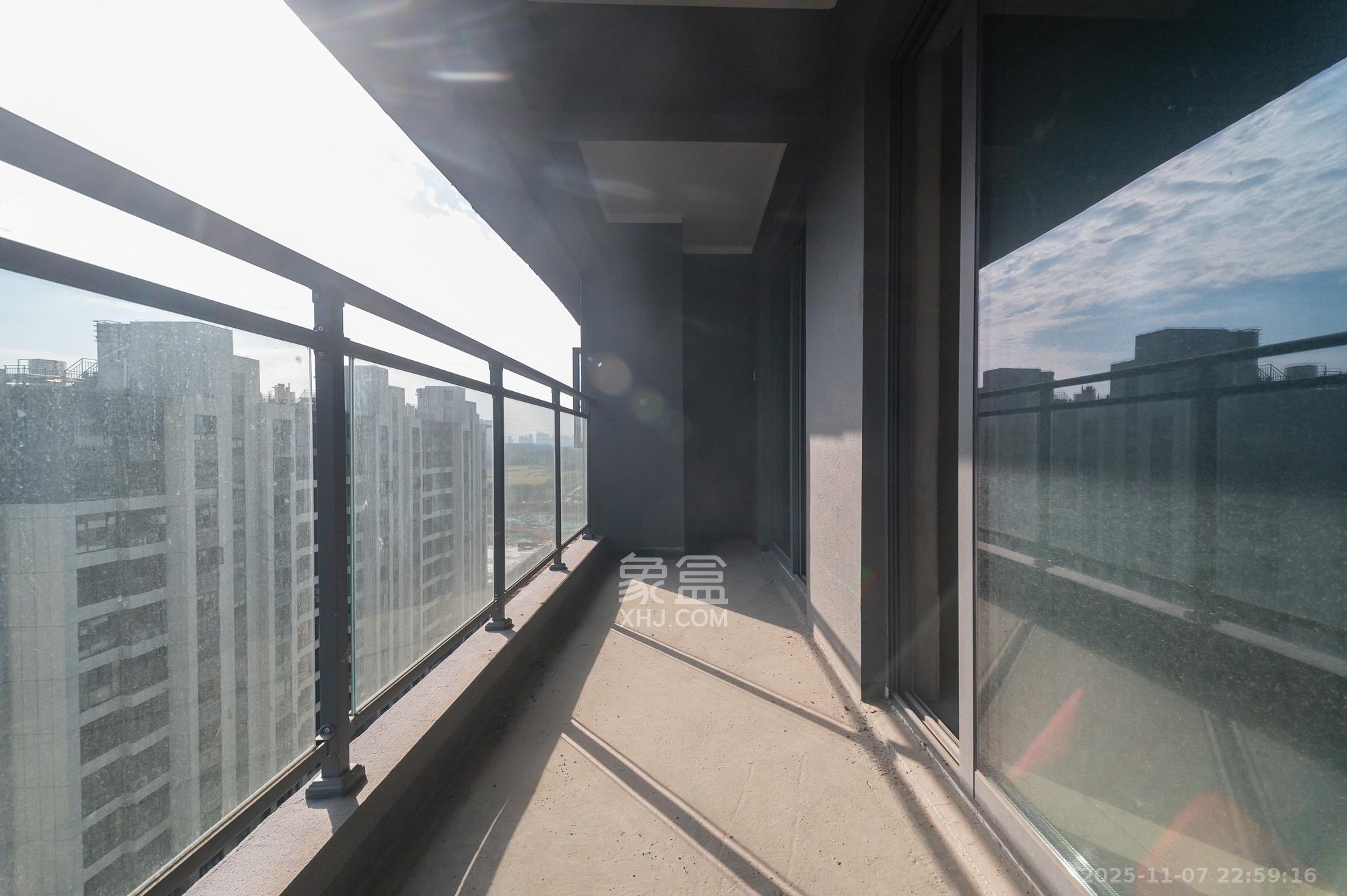 金辉优步星樾  4室2厅2卫    98.0万其他