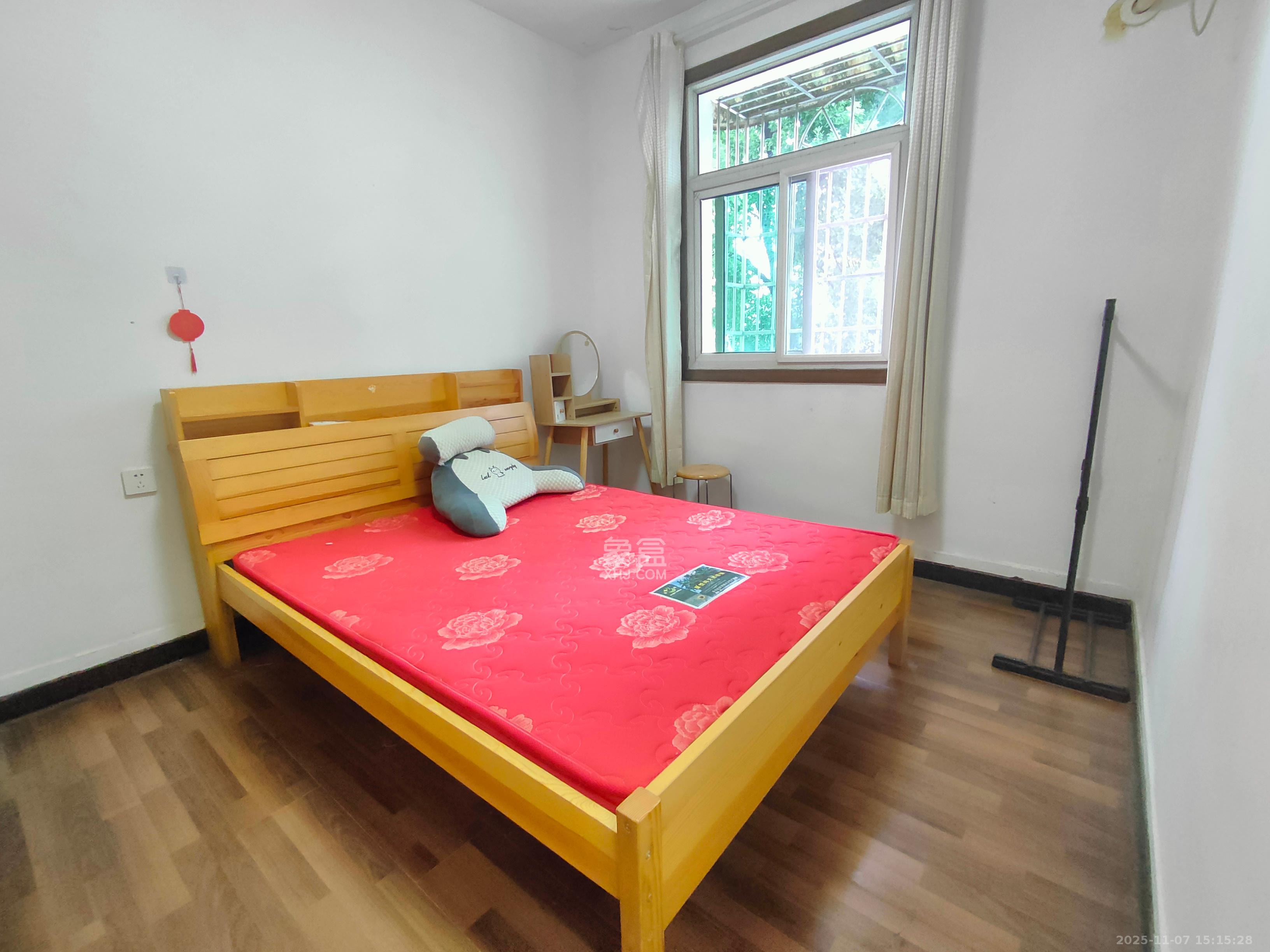 中建五局信和苑三区  1室1厅1卫    1150.0元/月室内图