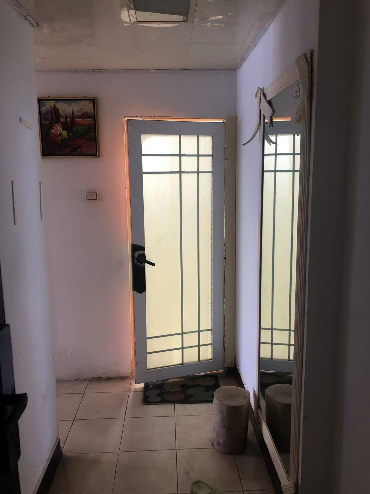 国信大厦  1室0厅1卫    1200.0元/月室内图