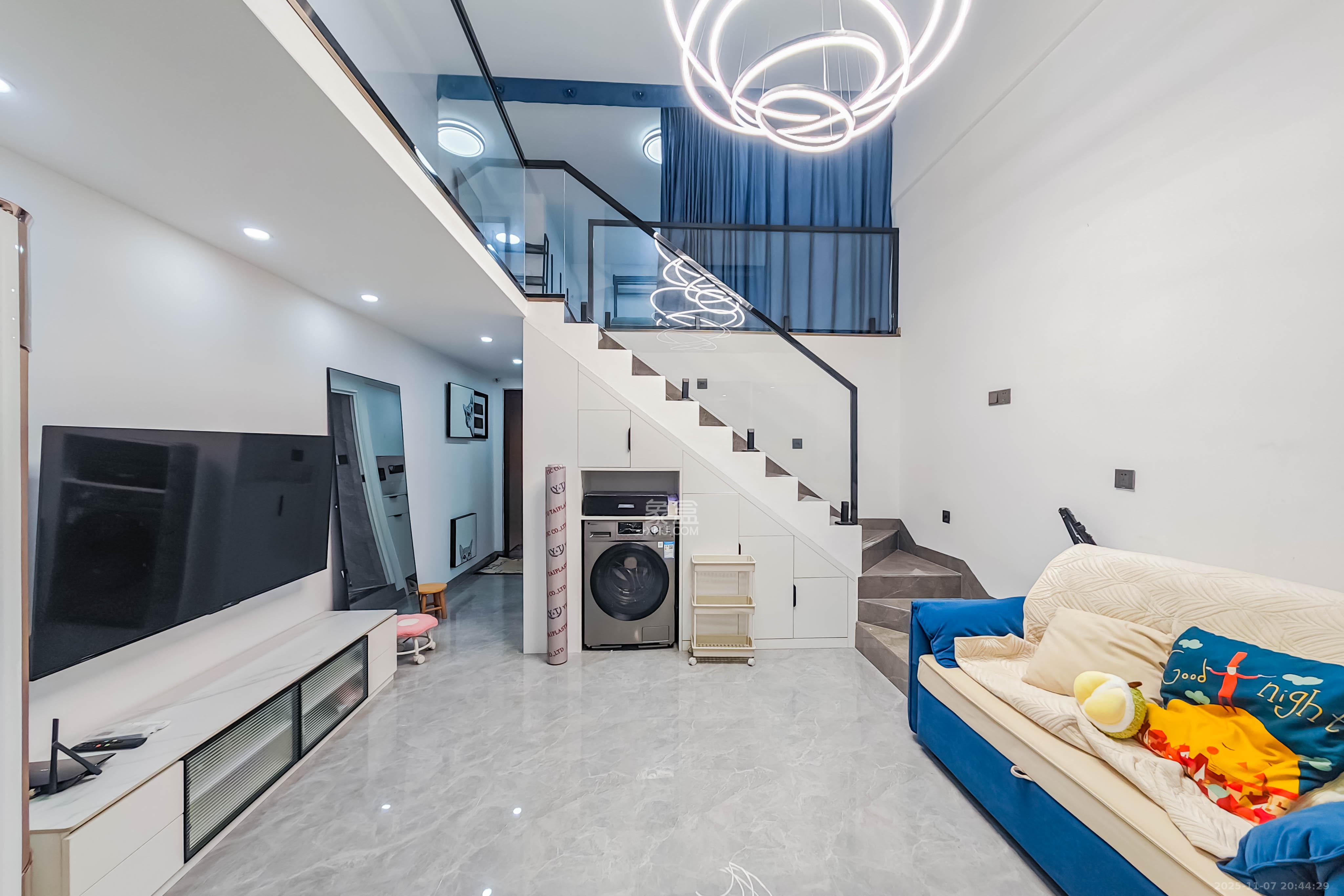 京武浪琴山三期（京武中心）  2室2厅2卫    70.0万