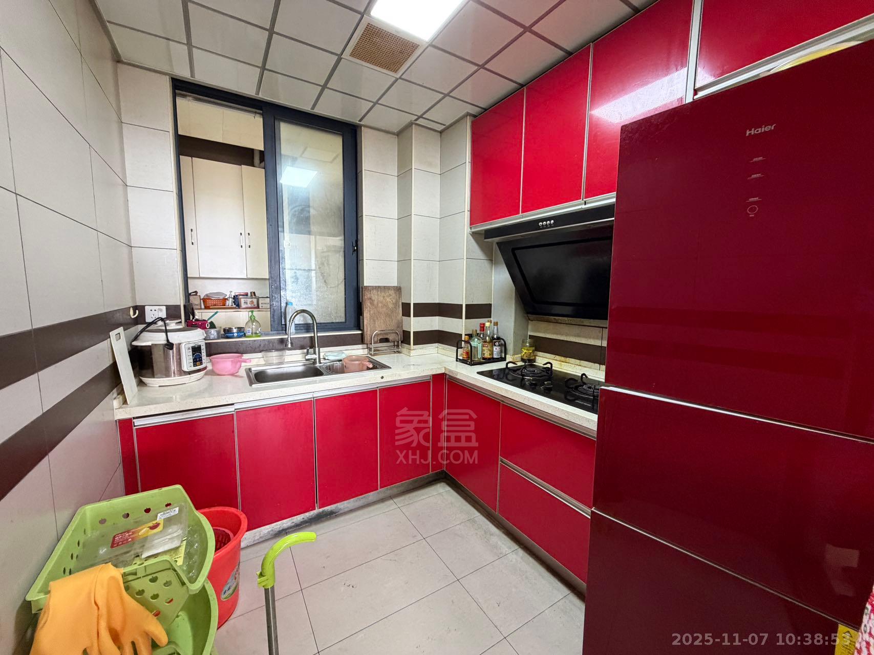 中建御山和苑  3室2厅1卫    2000.0元/月室内图