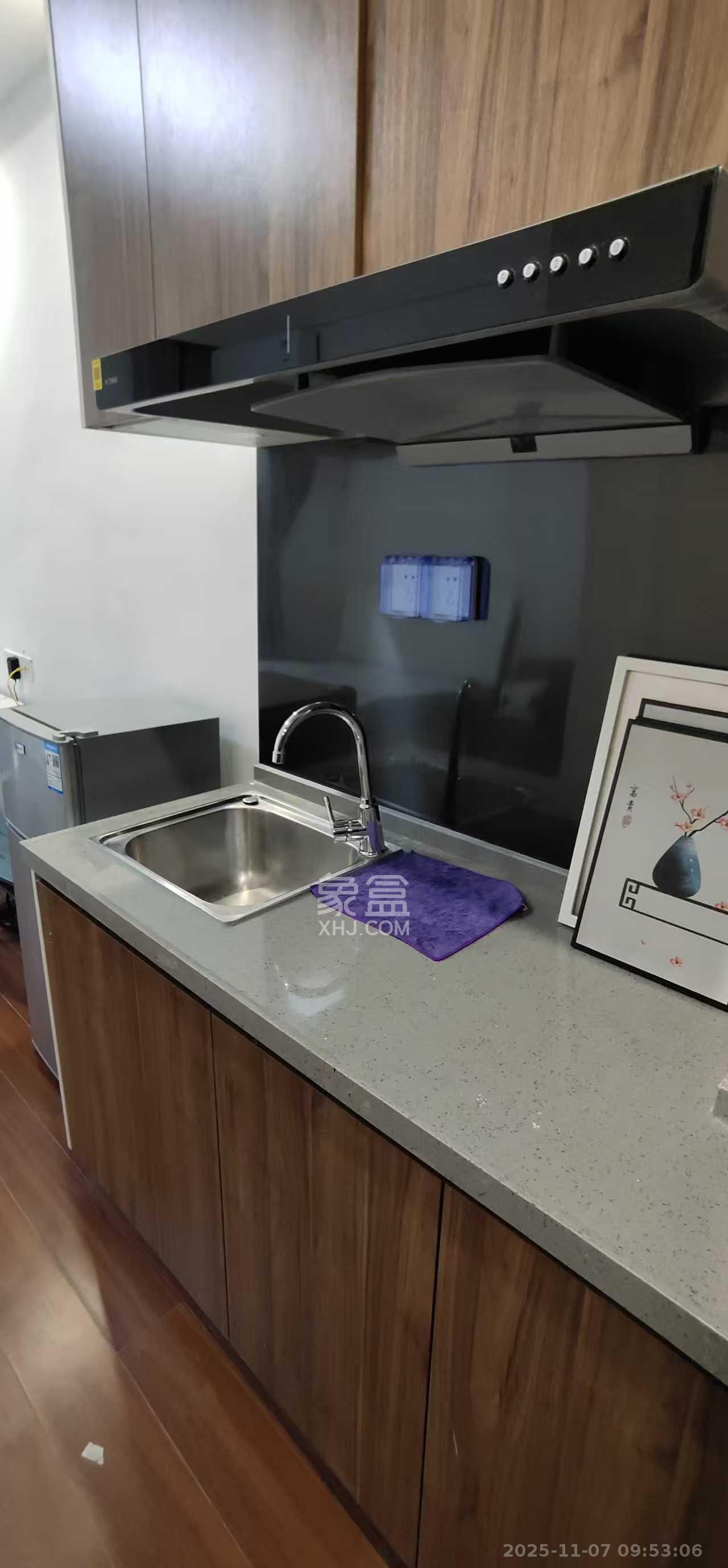 荣泰广场  1室1厅1卫    1000.0元/月室内图