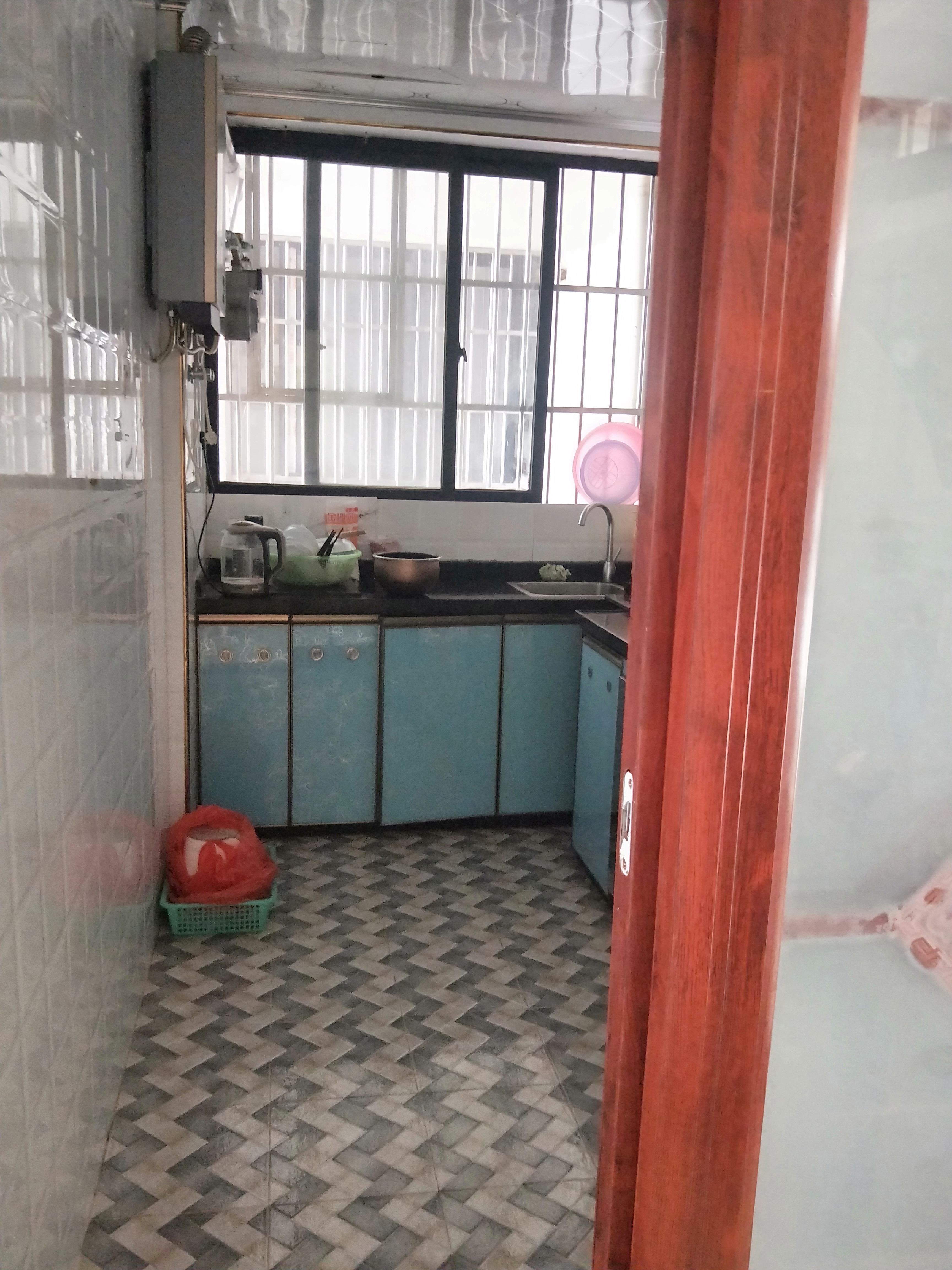 凤翔花园（A区）  2室2厅1卫    1700.0元/月室内图