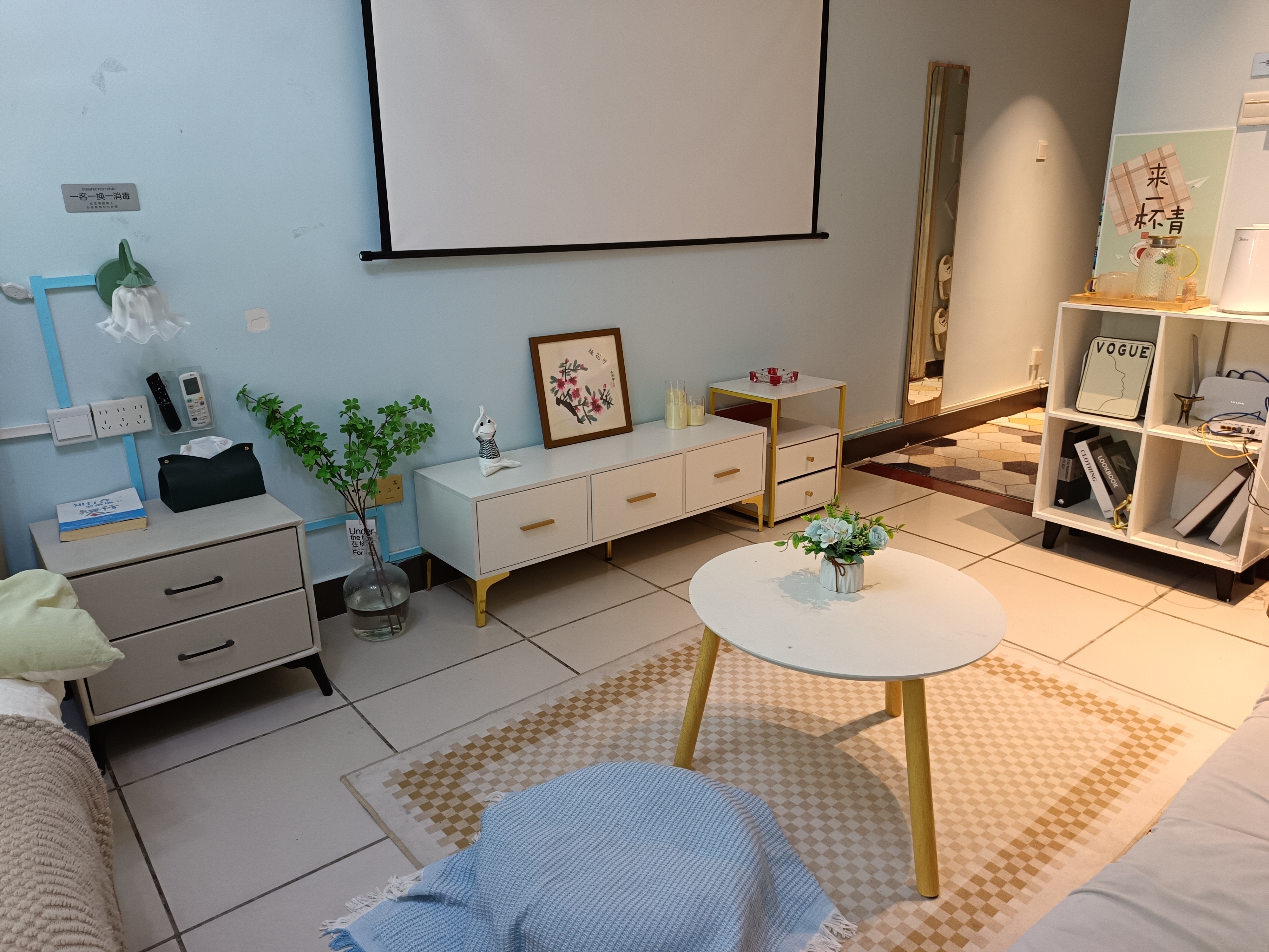 飞龙公寓  1室1厅1卫    1600.0元/月室内图