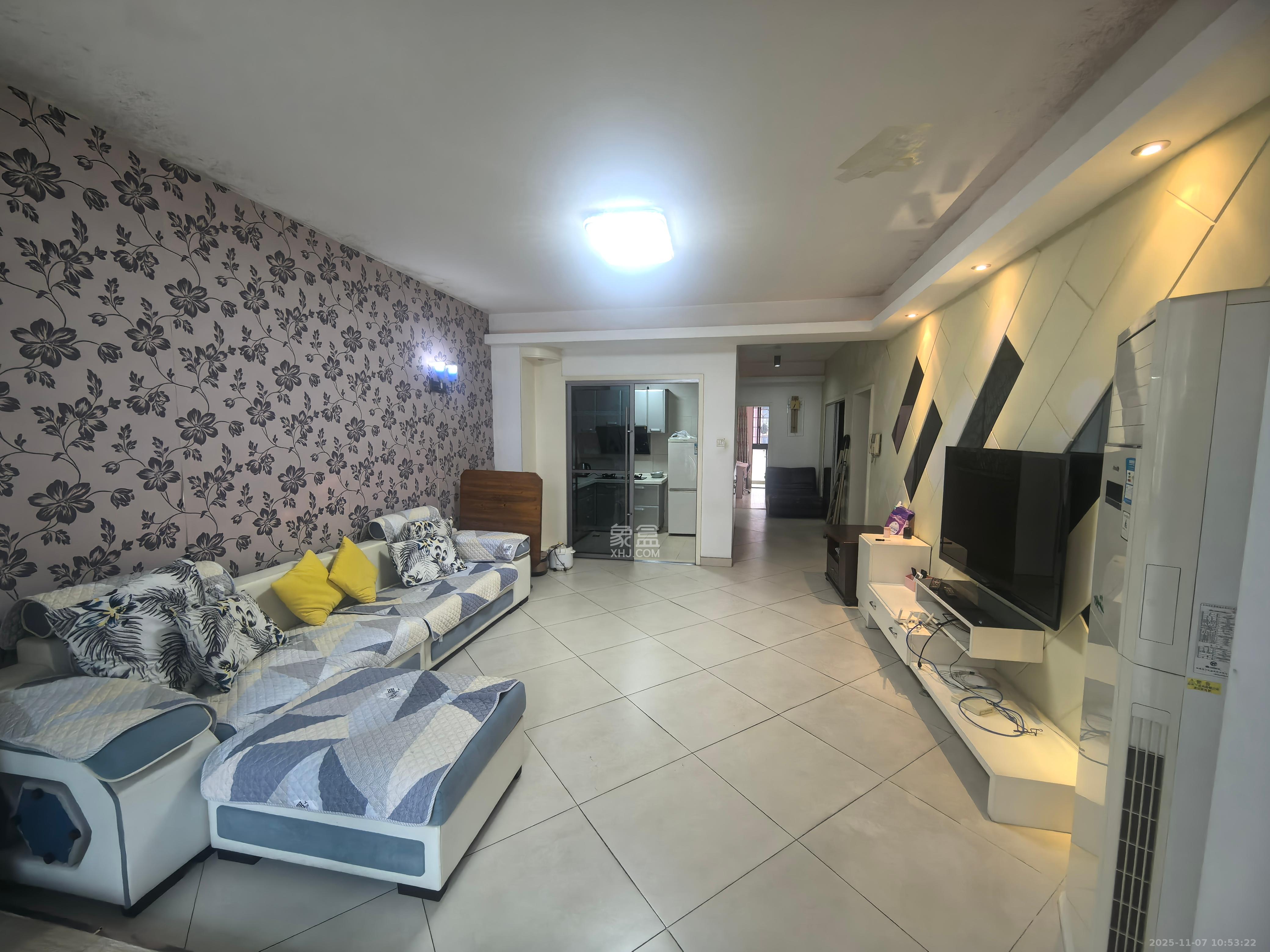 颐美沁园 2室1厅1卫 2300.0元/月 颐美沁园 2室1厅1卫 2300.0元/月室内图