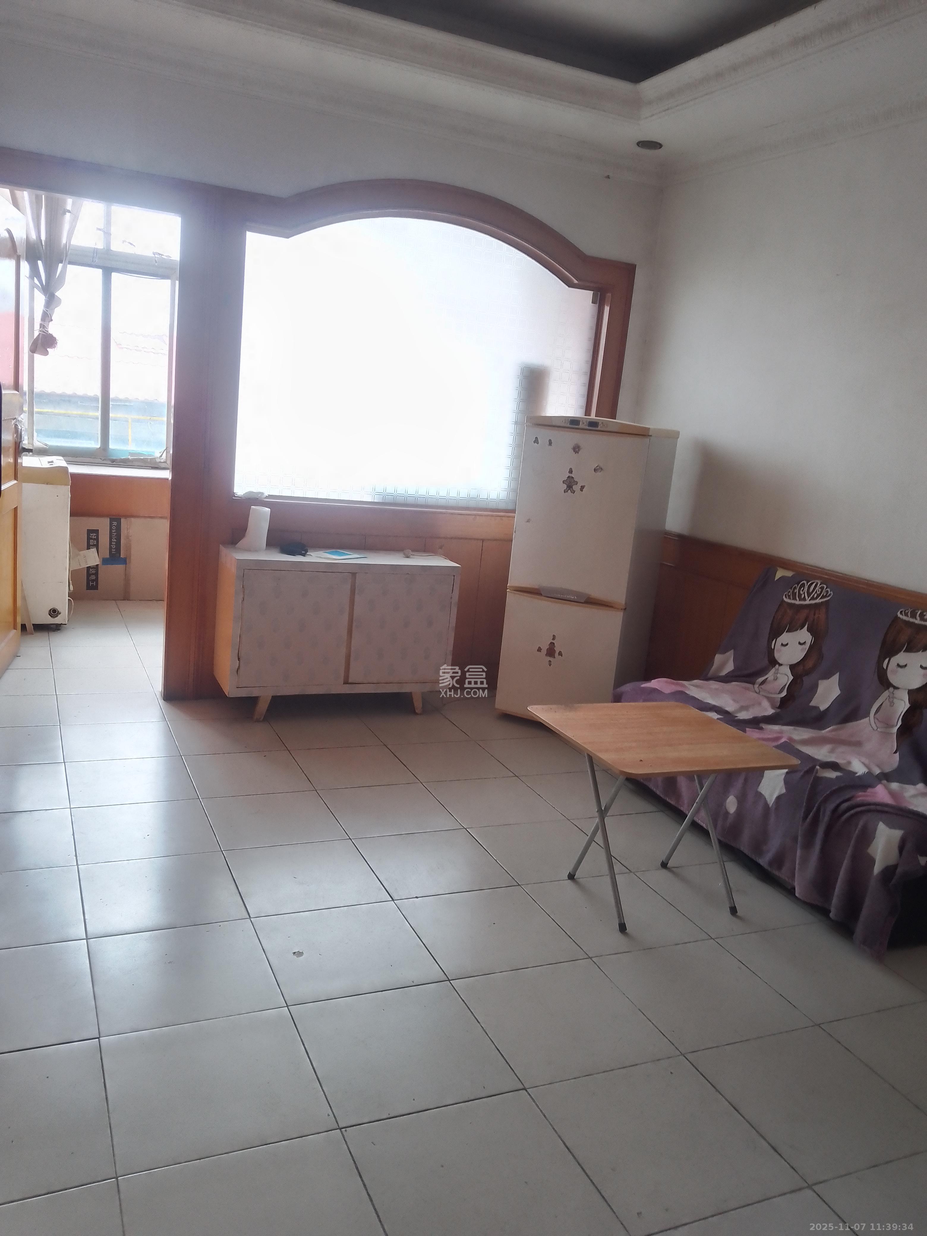 东瓜山一村  1室1厅1卫    1000.0元/月