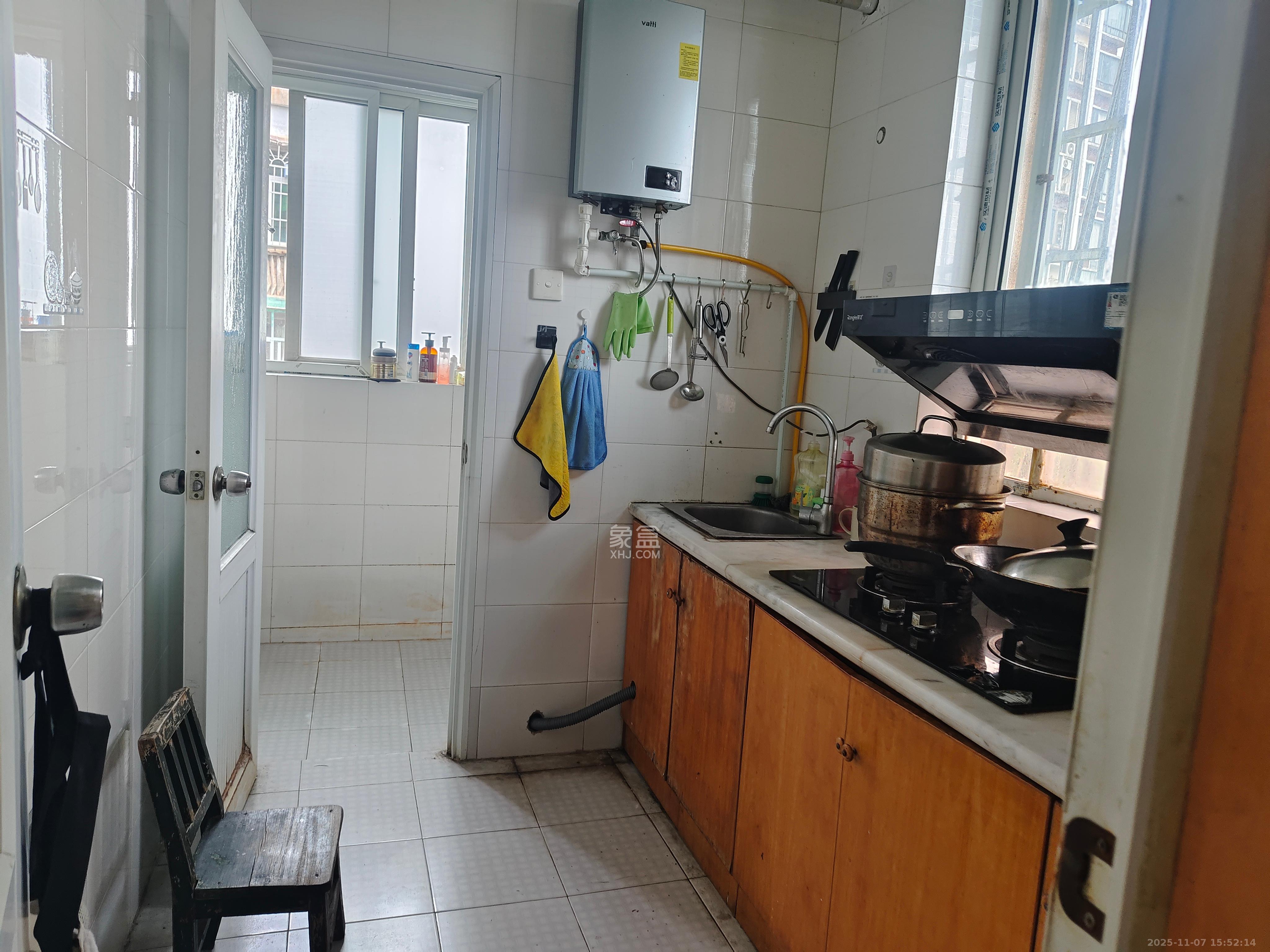 牛角塘社区 2室1厅1卫 1800.0元/月 牛角塘社区 2室1厅1卫 1800.0元/月室内图