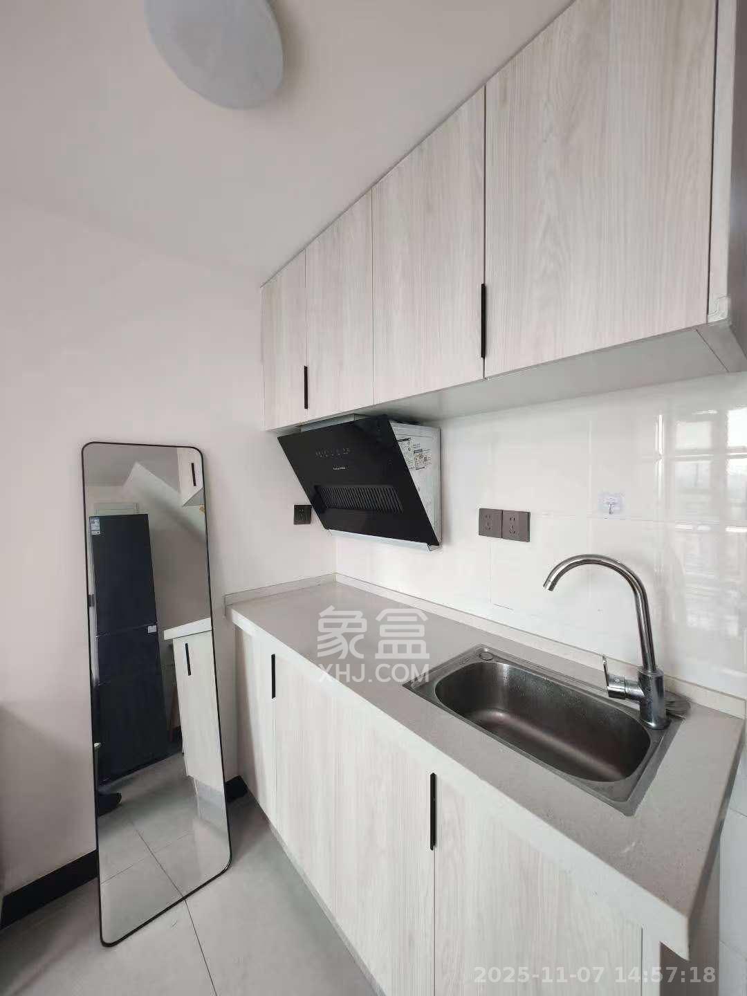 保利恒伟时光印象  1室1厅1卫    1200.0元/月室内图