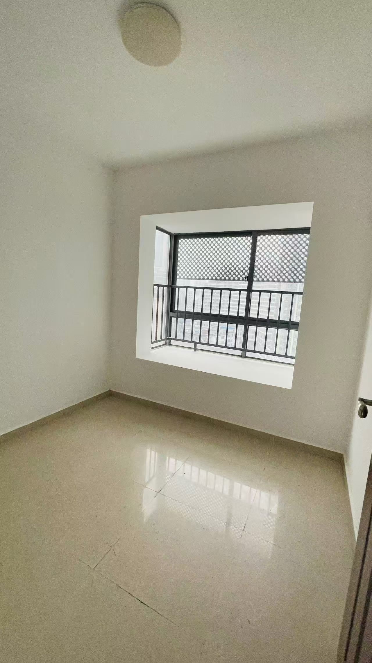 坡巷雅苑  1室0厅0卫    118.0万客厅