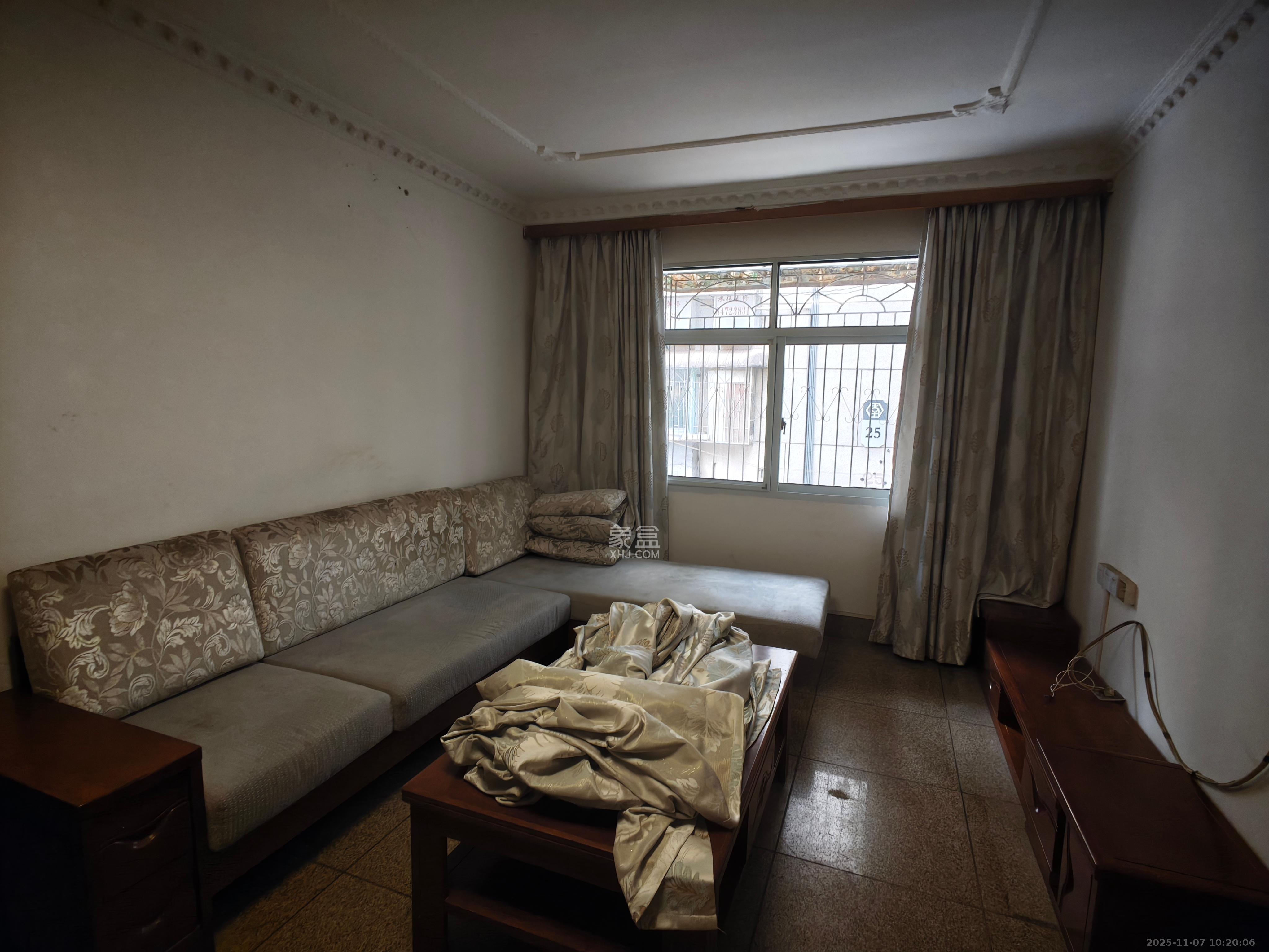 南园小区  2室2厅1卫    1600.0元/月