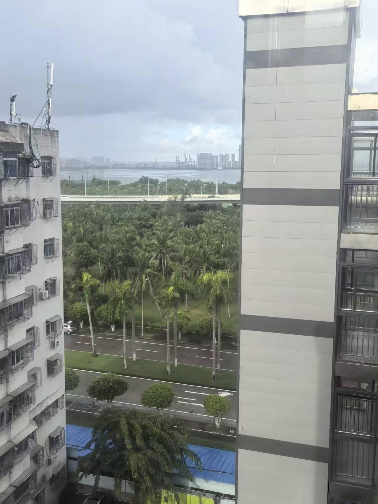 海虹花园 2室2厅1卫 105.0万 海虹花园 2室2厅1卫 105.0万室内图