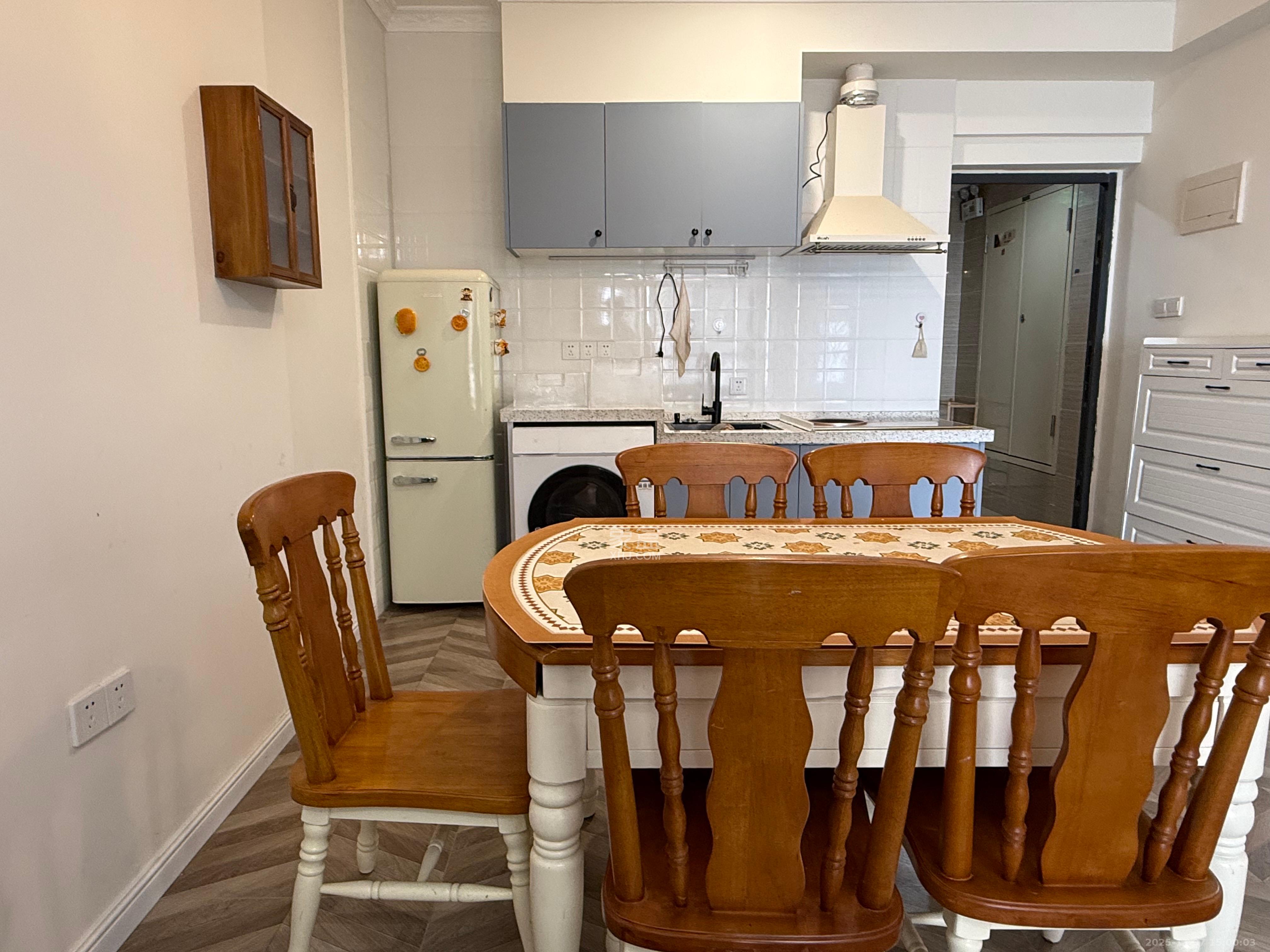 北辰三角洲E7区  2室1厅1卫    4000.0元/月室内图