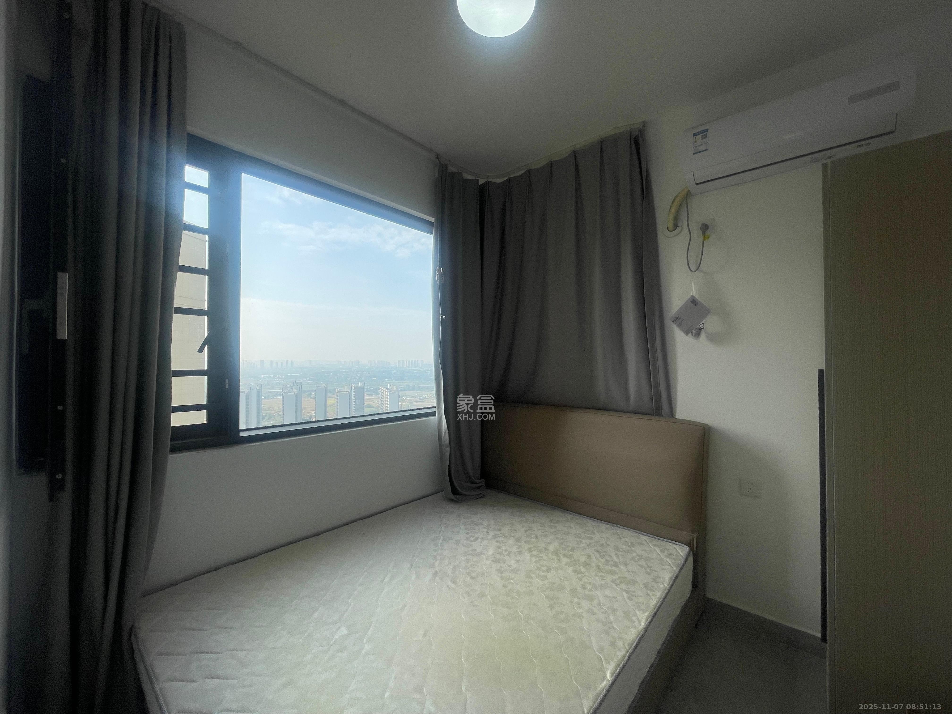 保利香槟国际  1室0厅0卫    2100.0元/月室内图