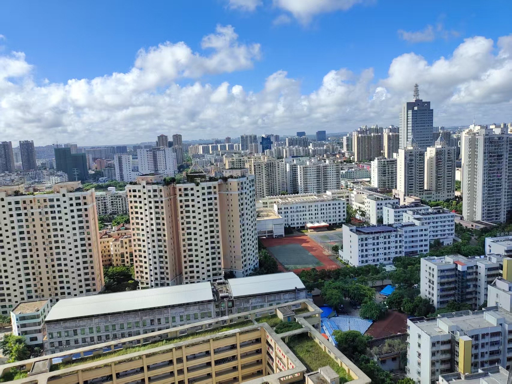 坡博家园五区 3室2厅1卫 2700.0元/月 坡博家园五区 3室2厅1卫 2700.0元/月室内图