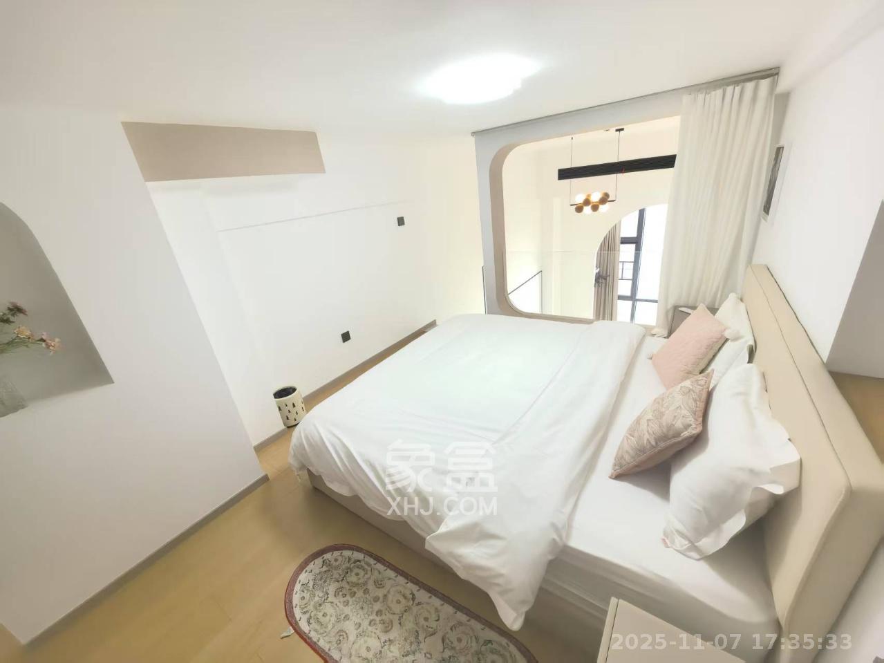 万润时光里  2室1厅1卫    2400.0元/月小区图