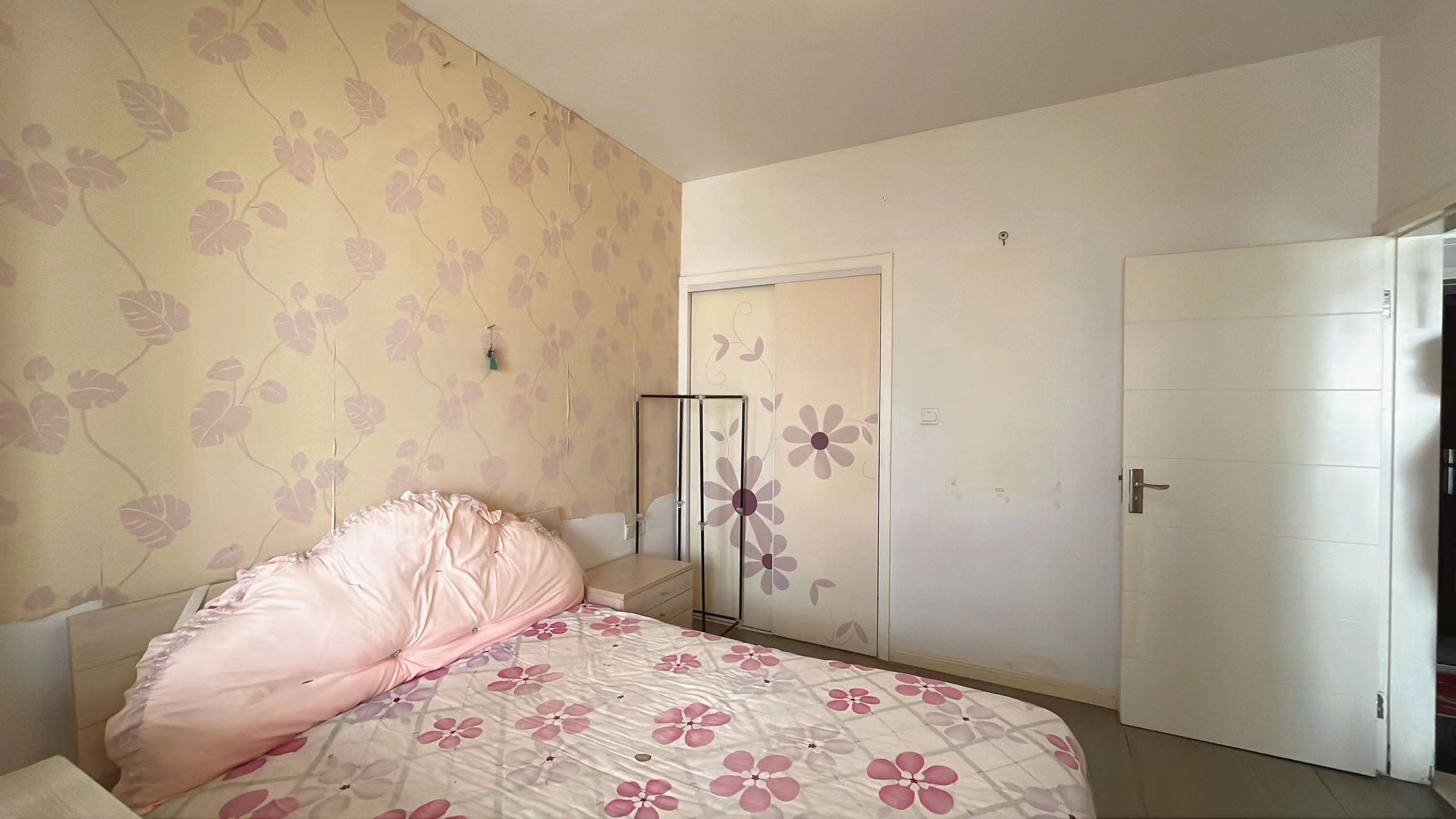 书香名邸一期 1室2厅2卫 1280.0元/月 书香名邸一期 1室2厅2卫 1280.0元/月室内图