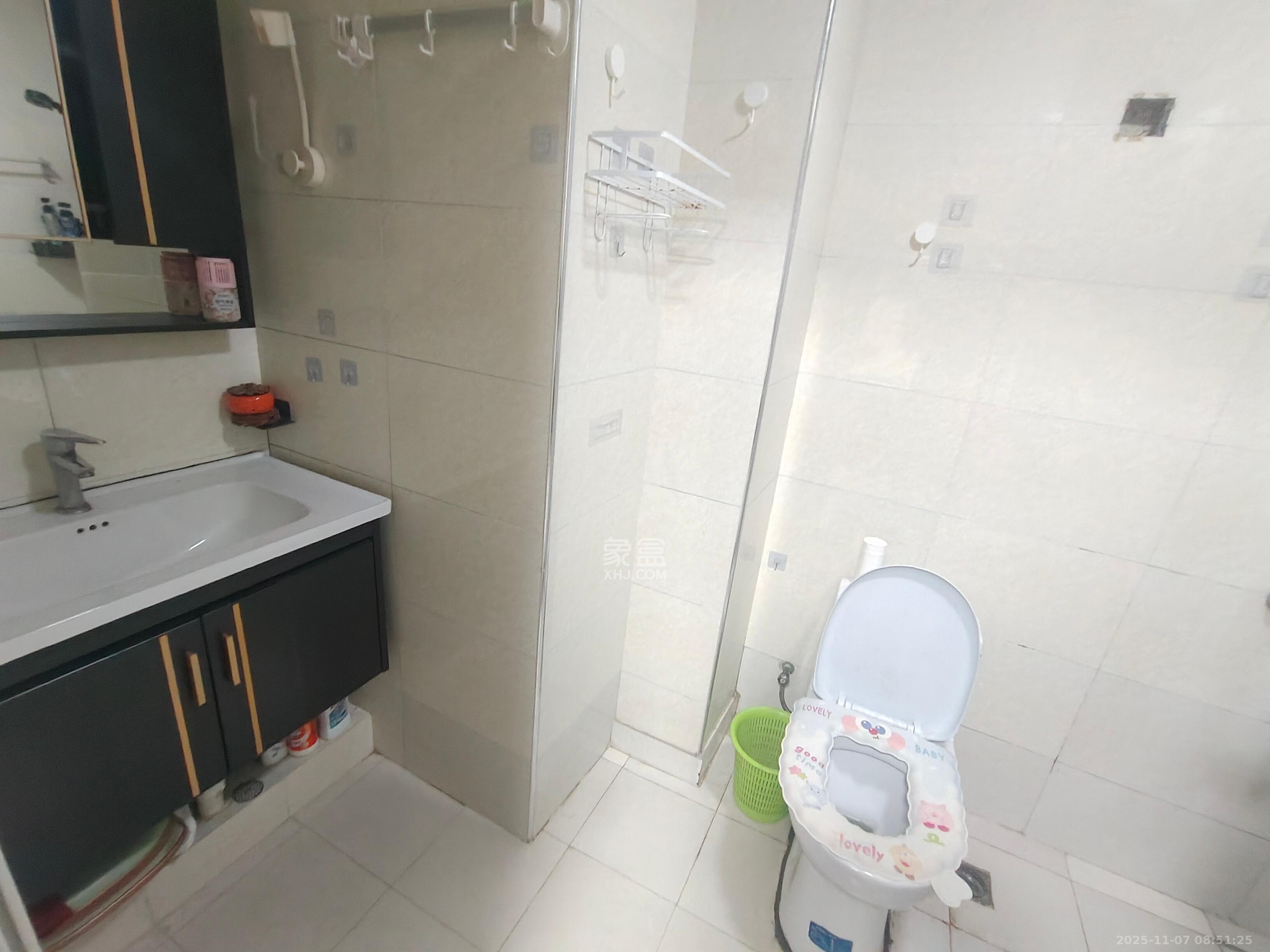 融圣国际  1室1厅1卫    1500.0元/月室内图