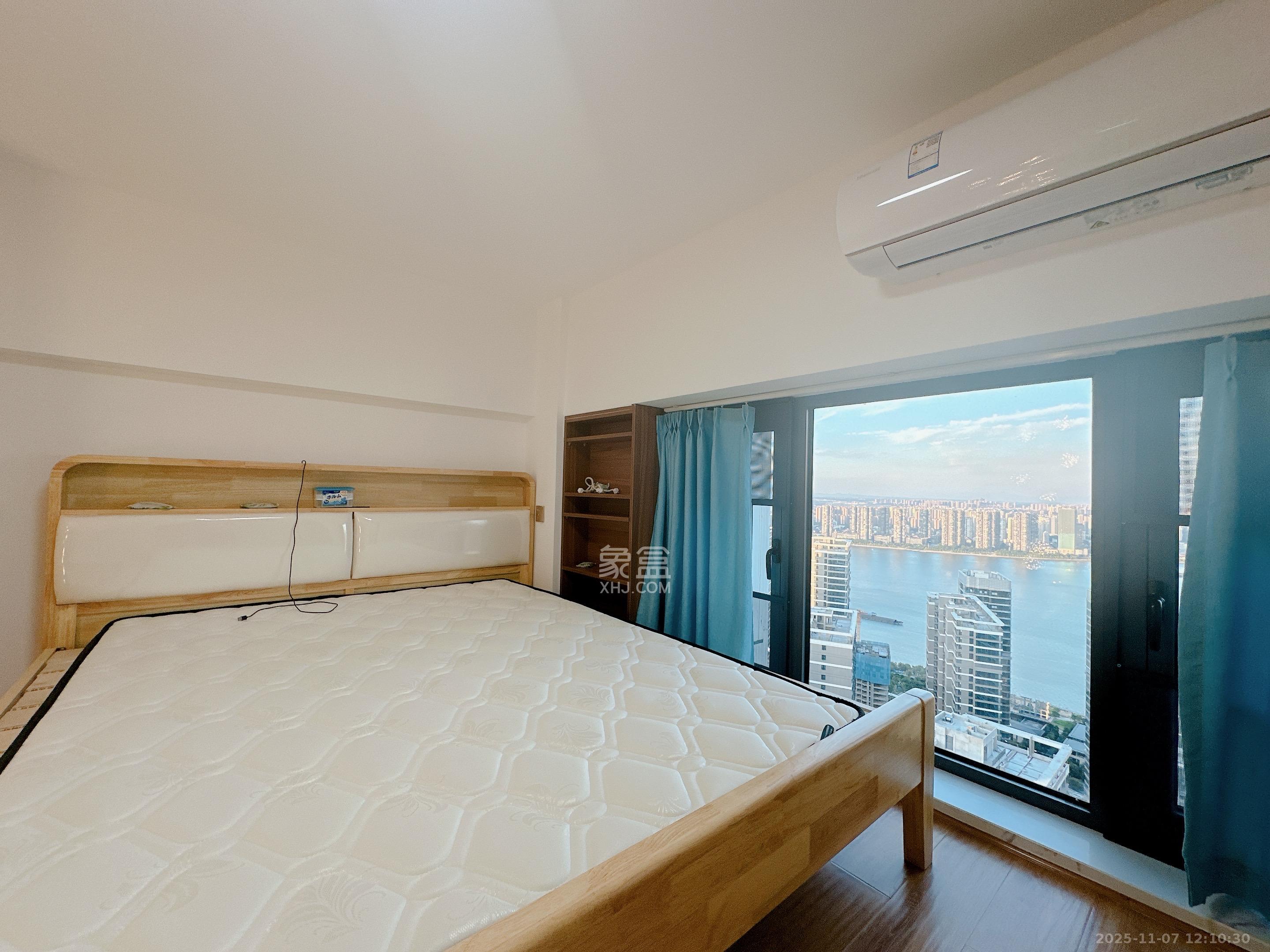 启迪协信中心 2室1厅1卫 2600.0元/月 启迪协信中心 2室1厅1卫 2600.0元/月室内图