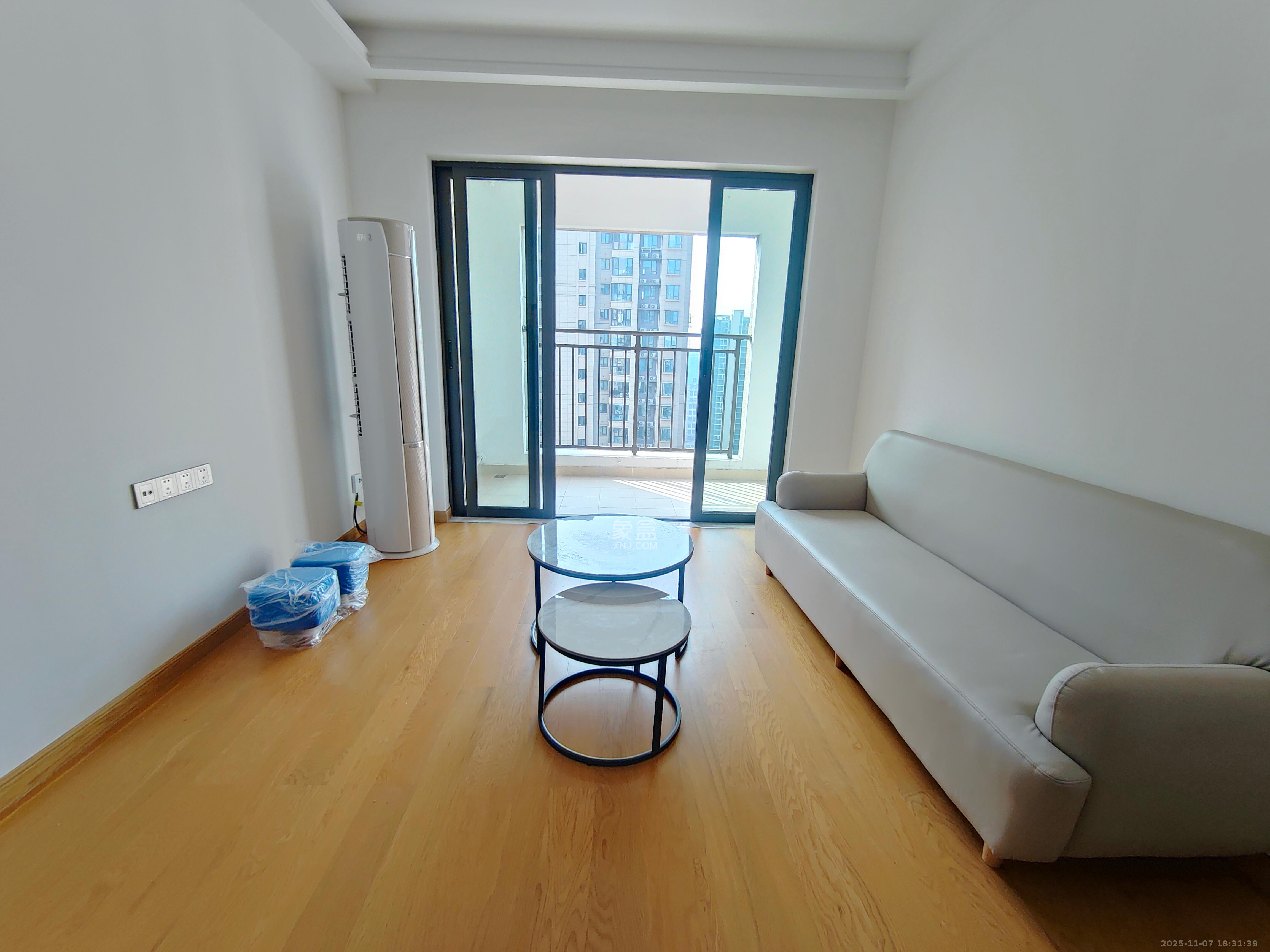 阳光城尚东湾青柠园  3室2厅1卫    2200.0元/月