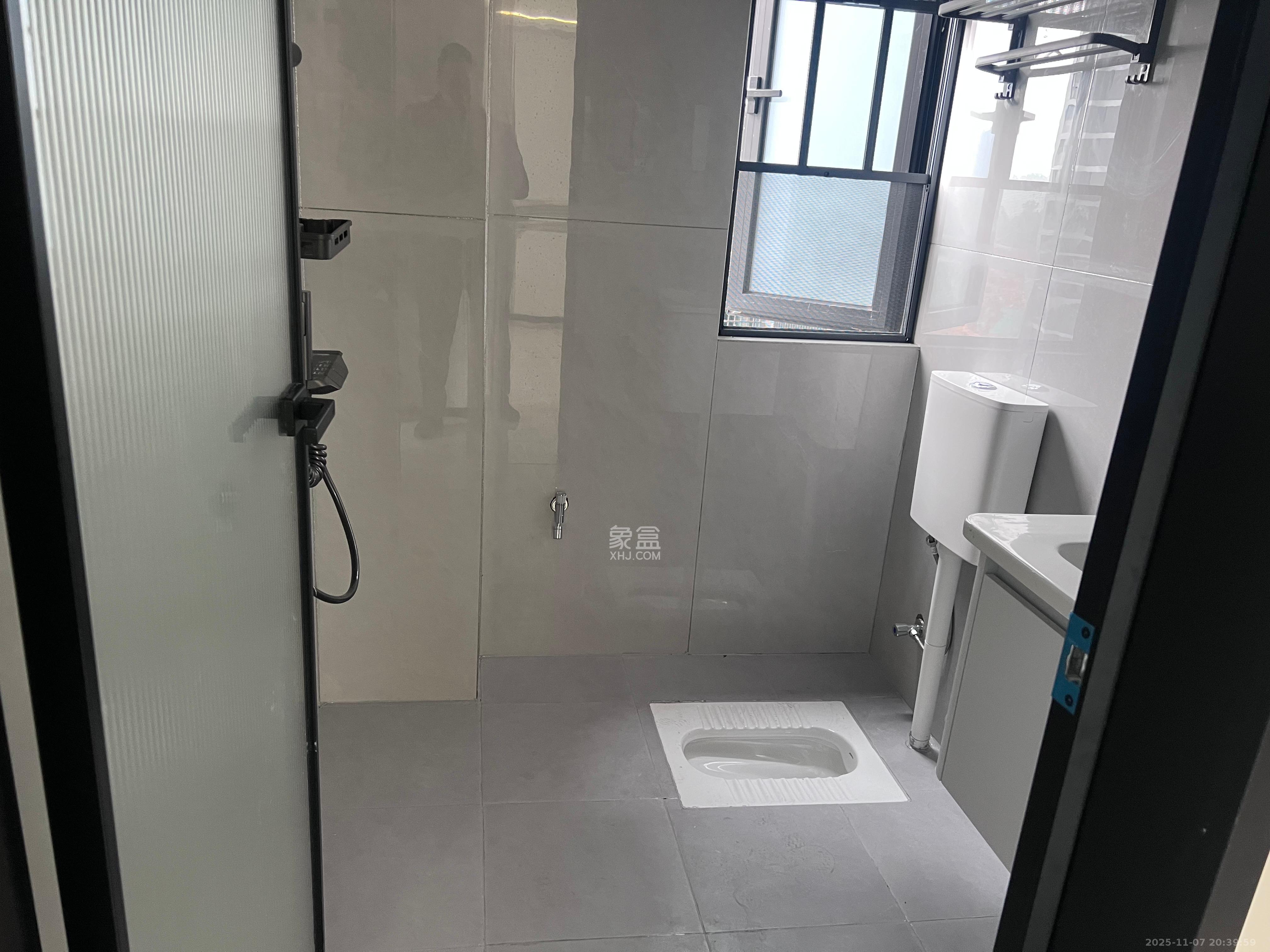 谷山景苑  2室2厅1卫    2000.0元/月室内图