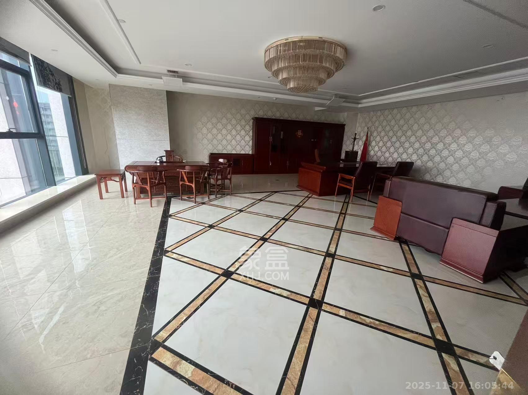融科东南海   1200.0㎡      45000.0元/月室内图