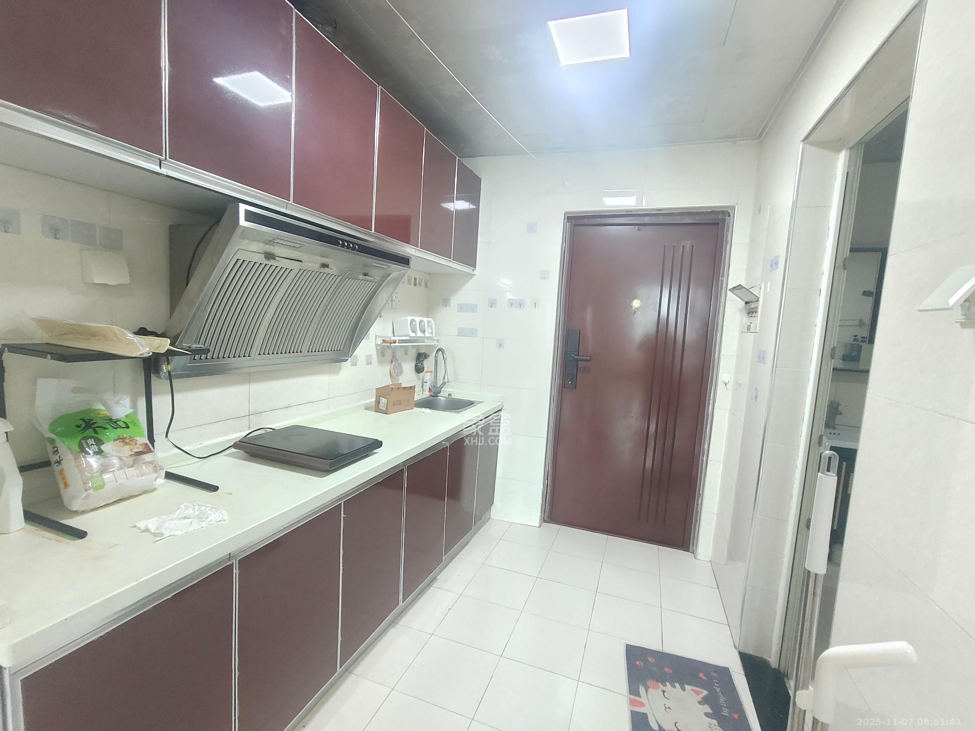 融圣国际 1室1厅1卫 1500.0元/月 融圣国际 1室1厅1卫 1500.0元/月室内图