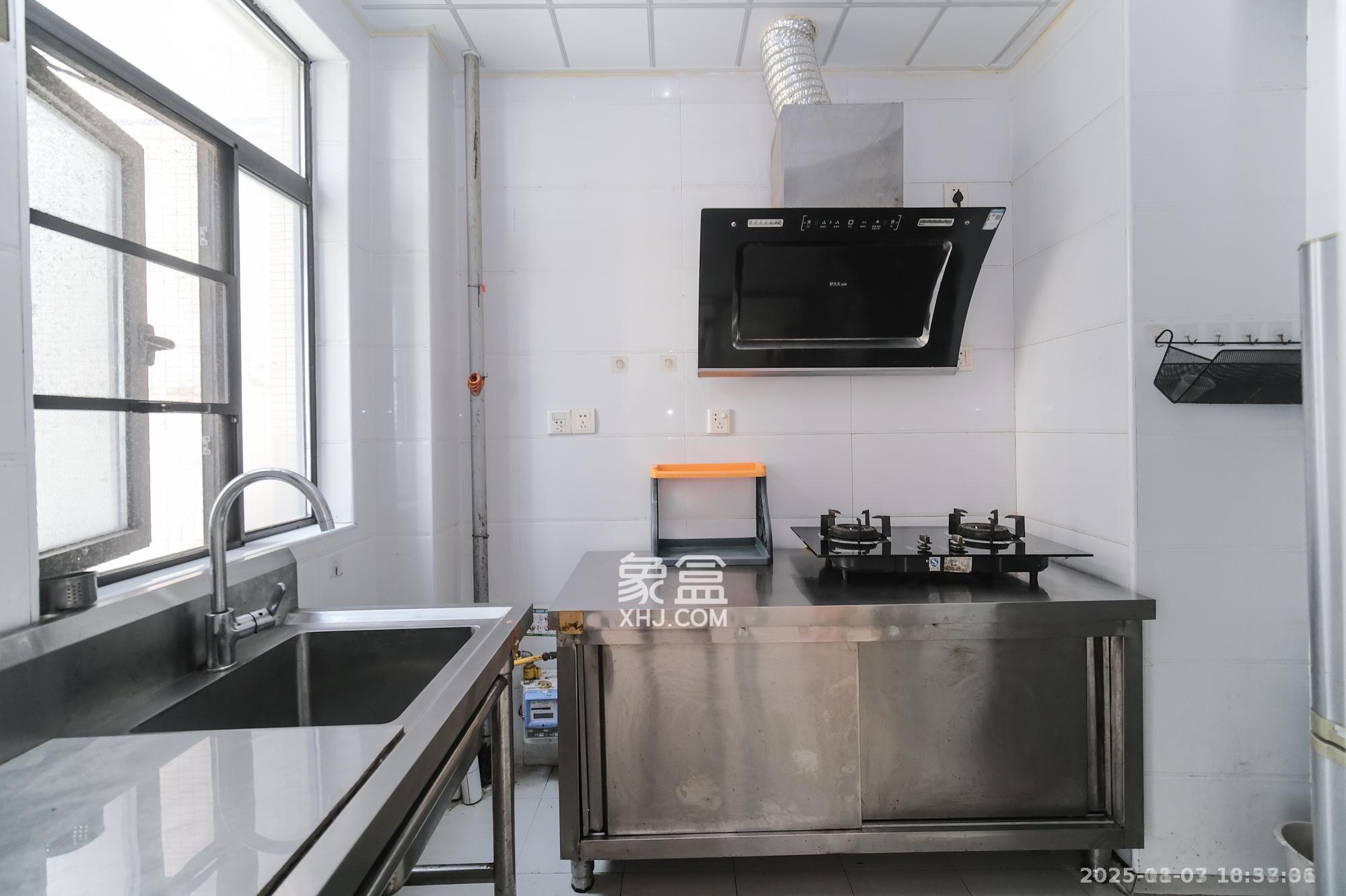 星雅美辰 3室2厅2卫 2600.0元/月 星雅美辰 3室2厅2卫 2600.0元/月室内图