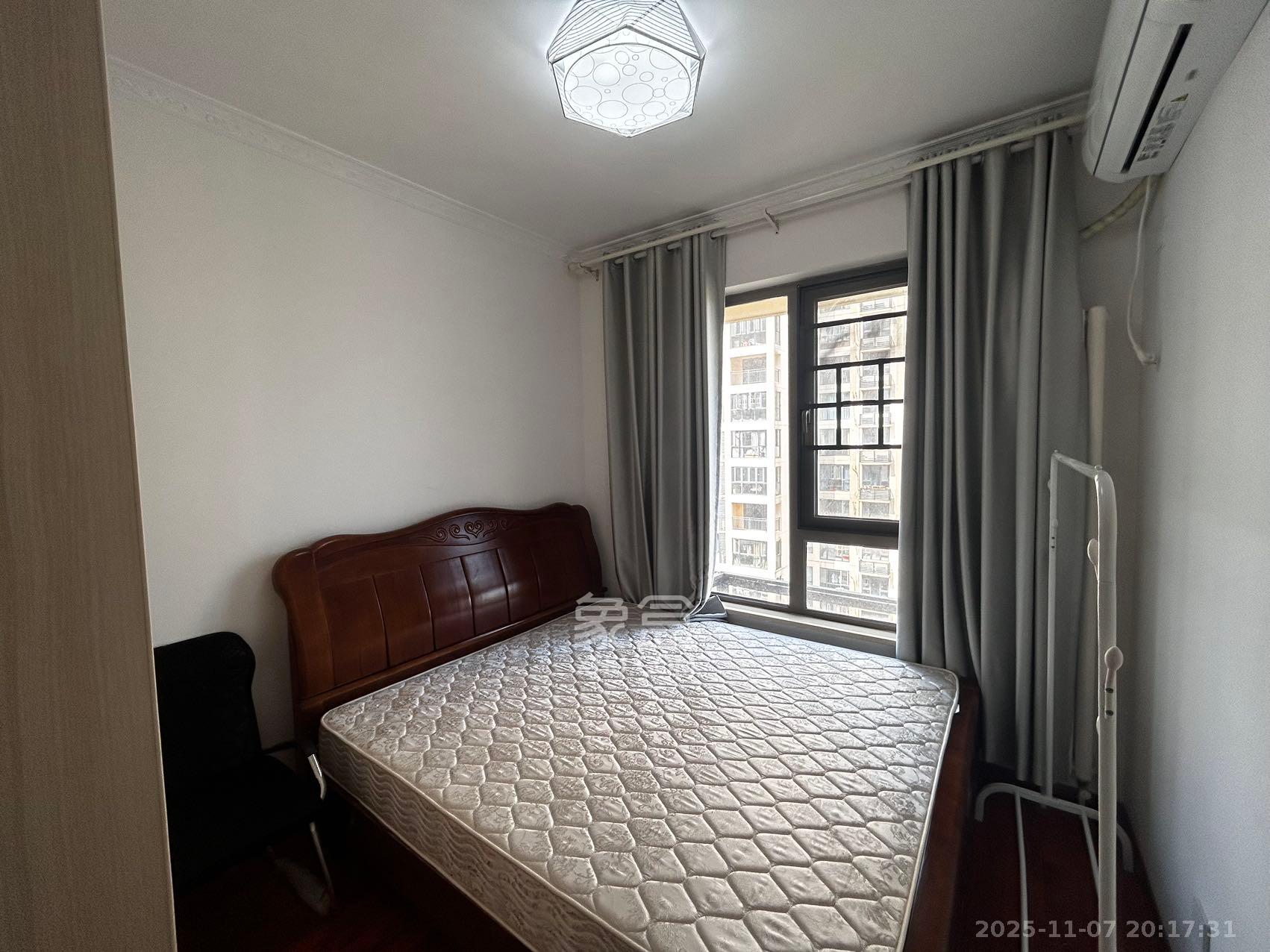 怡海星城 3室2厅1卫 1900.0元/月 怡海星城 3室2厅1卫 1900.0元/月室内图