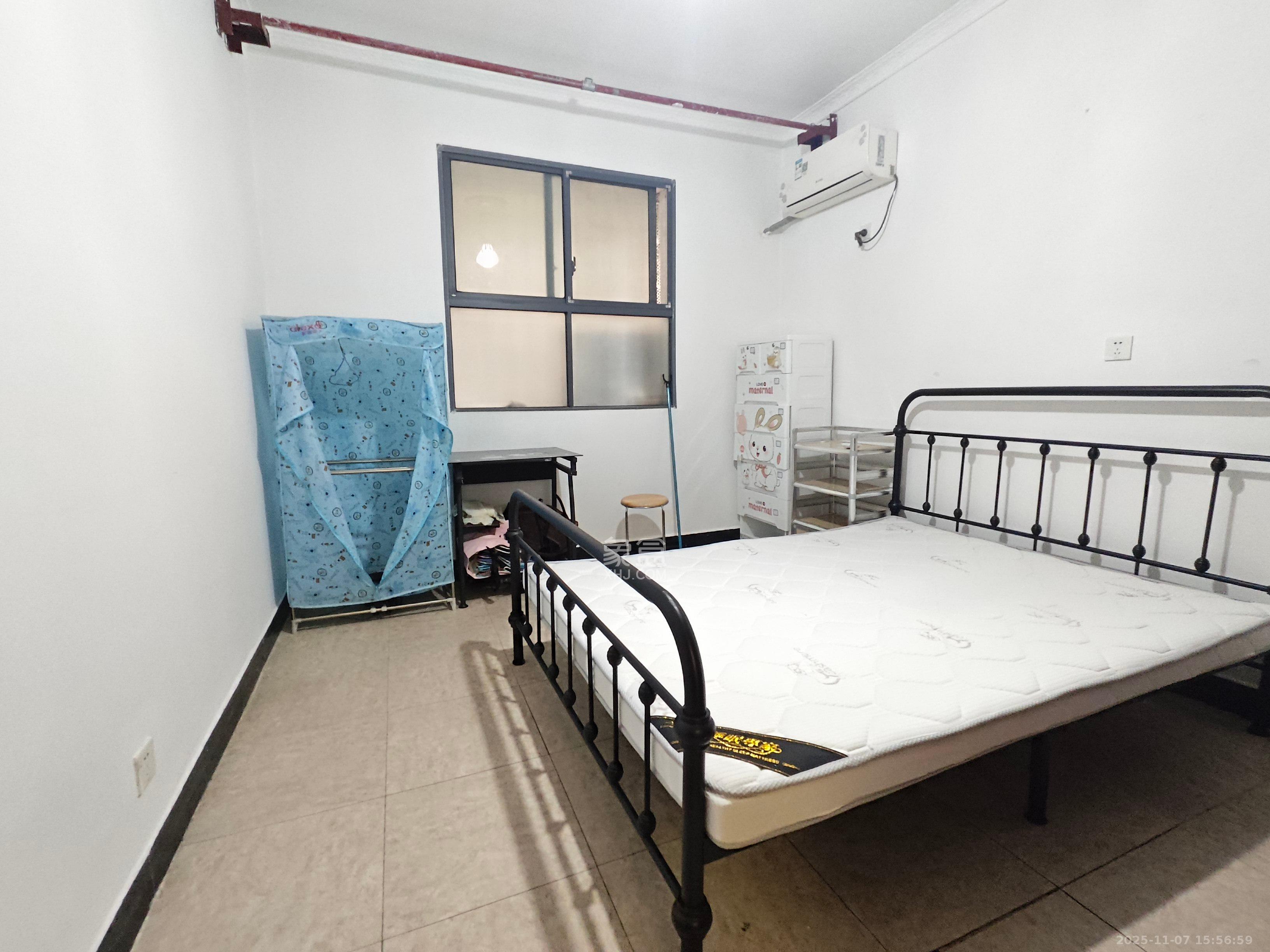 物贸小区 1室1厅1卫 1500.0元/月 物贸小区 1室1厅1卫 1500.0元/月室内图