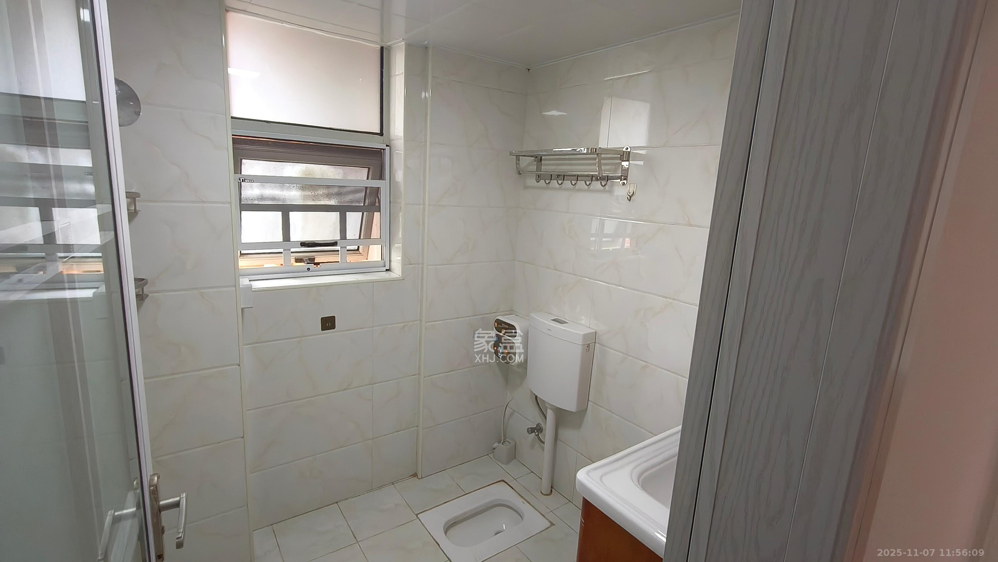 五矿万境水岸三期 2室2厅1卫 2100.0元/月 五矿万境水岸三期 2室2厅1卫 2100.0元/月室内图