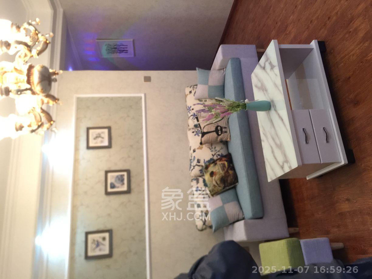 世纪桃花苑  1室1厅1卫    1000.0元/月