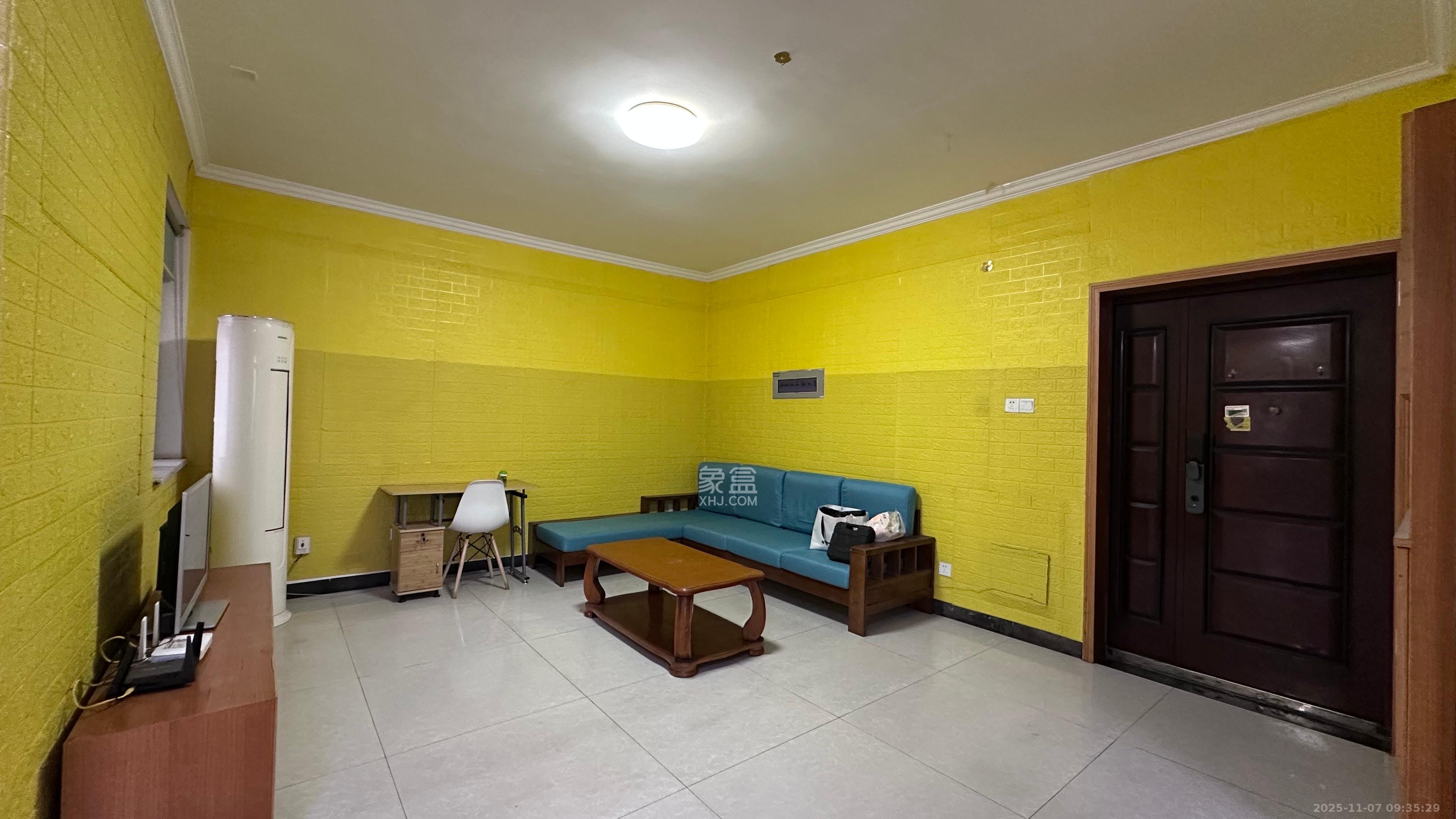 茶山馨苑 3室2厅1卫 2300.0元/月 茶山馨苑 3室2厅1卫 2300.0元/月室内图