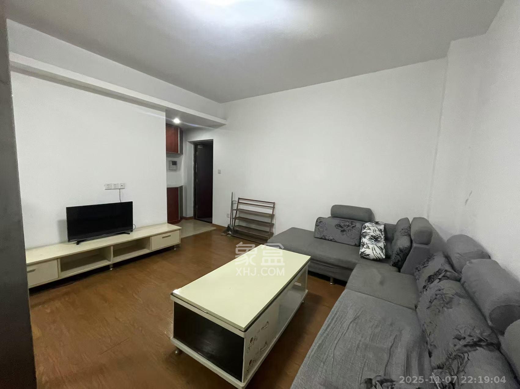 东方银座（东方摩卡）  1室1厅1卫    1600.0元/月