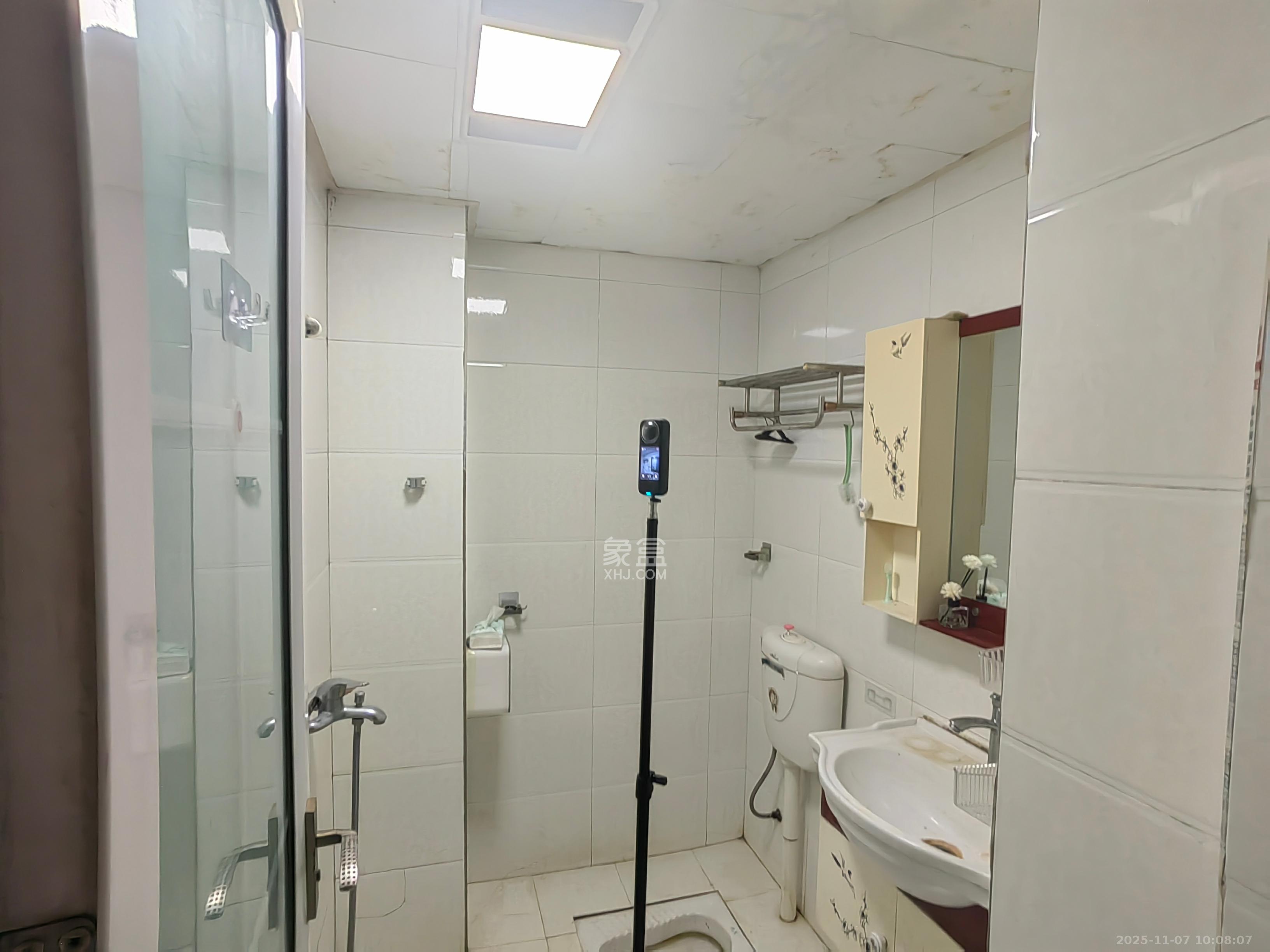 汇达国际公馆(汇达大厦) 1室1厅1卫 1300.0元/月 汇达国际公馆(汇达大厦) 1室1厅1卫 1300.0元/月室内图