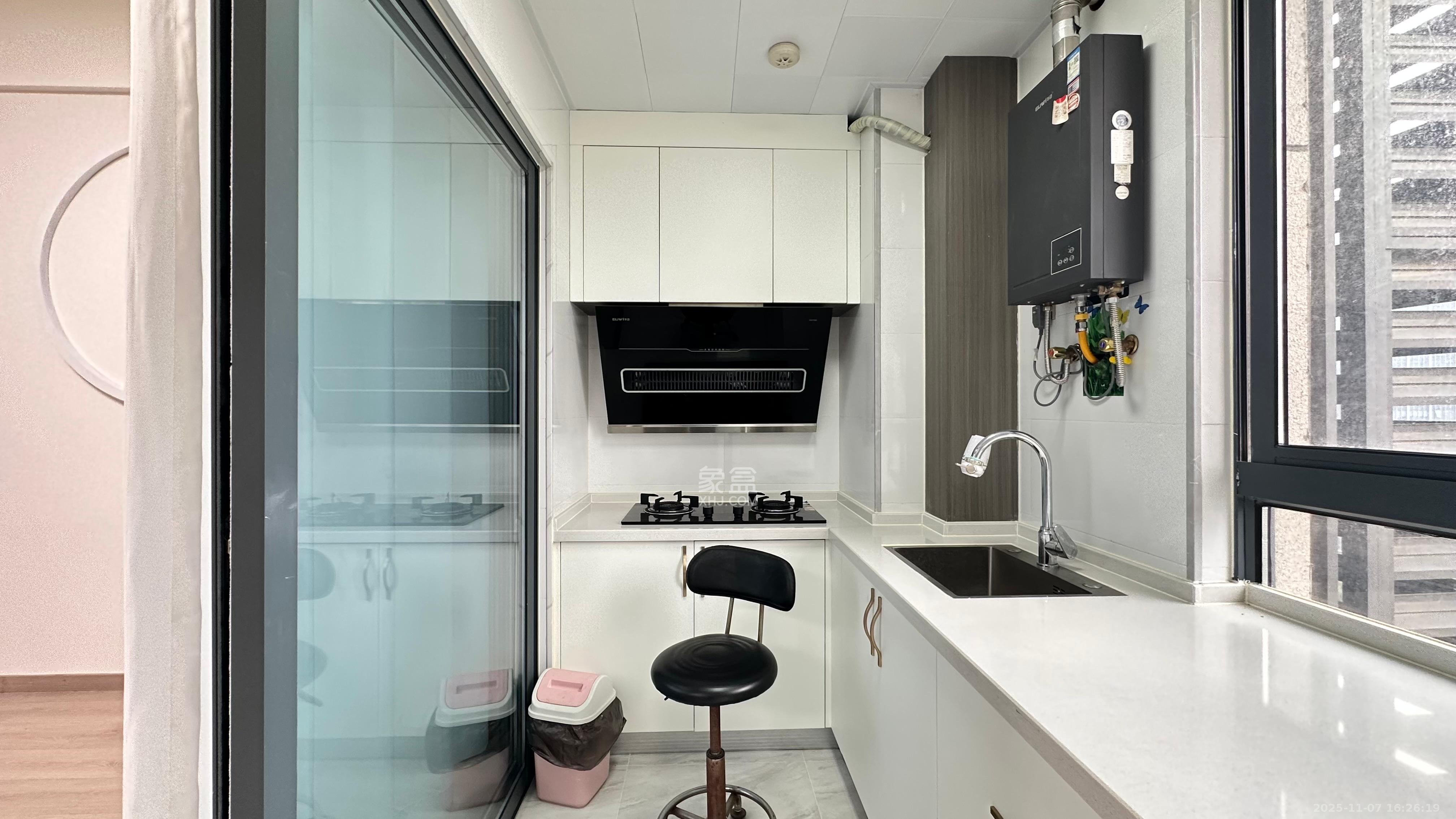 明发国际城  1室1厅1卫    1500.0元/月室内图