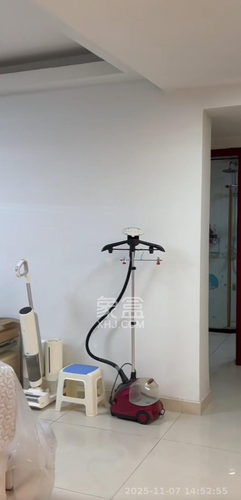 西街花园 2室2厅1卫 2600.0元/月 西街花园 2室2厅1卫 2600.0元/月室内图